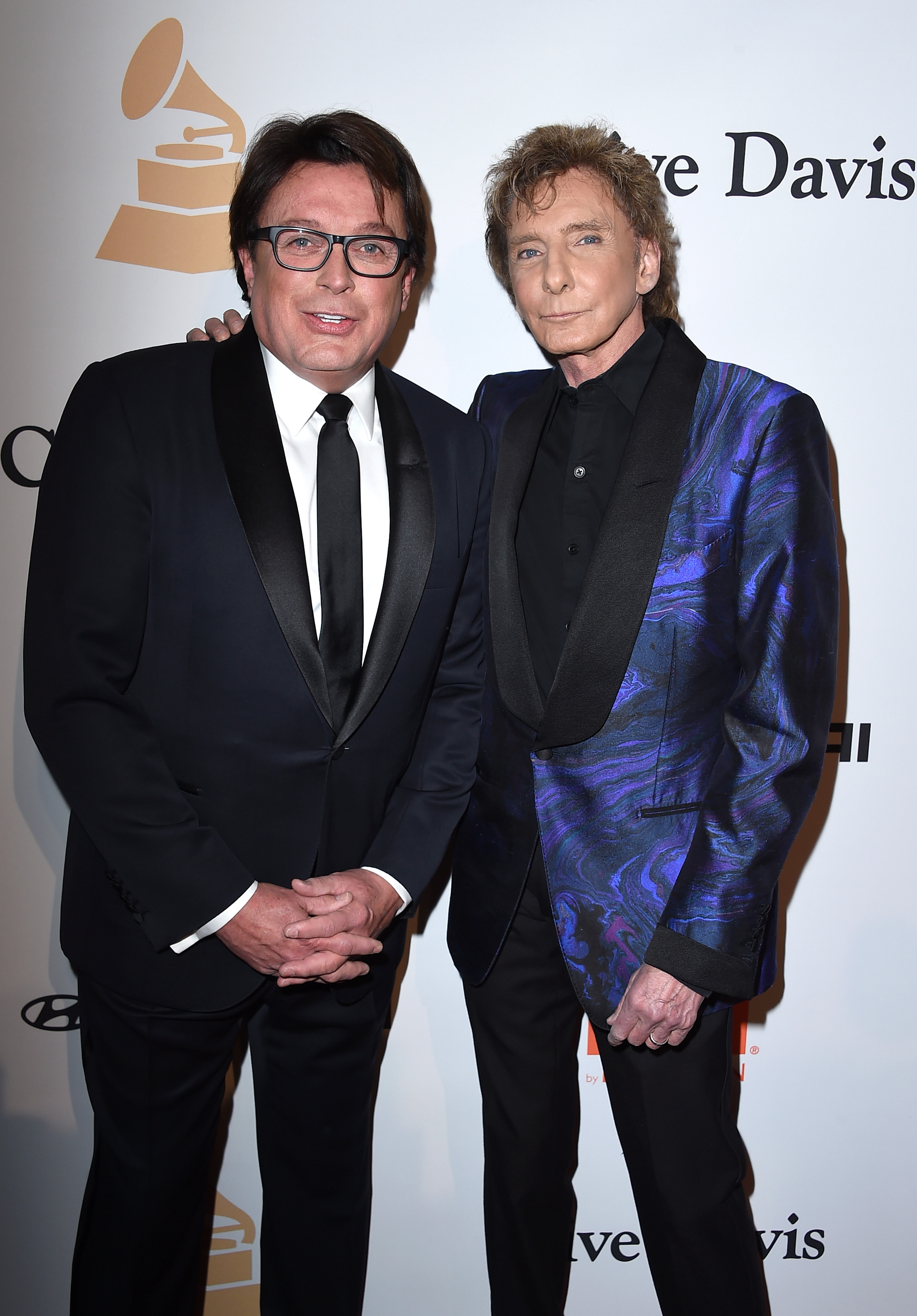 Garry Kief and Barry Manilow attend the Pre-GRAMMY Gala at The Beverly Hilton in California, on February 14, 2016 | Source: Getty Images