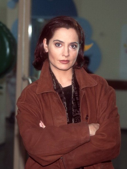 Simone Thomalla (spielt Assistentin "Leah Schönfeld"), ARD-"Ärzte"-Reihe, Folge "Die Kinderärztin" am 14.02.1997, Baden-Baden | Quelle: Getty Images