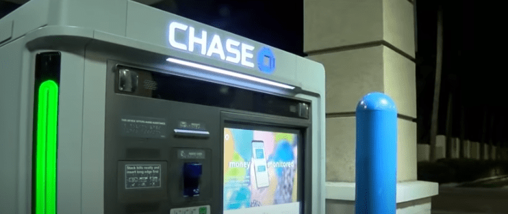 A Chase bank ATM | Source: Pexels