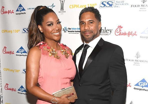 Kenya Moore and Marc Daly attend Carrie Steele-Pitts Home 130th Anniversary Gala at Four Seasons Hotel on March 24, 2018 | Photo: Getty Images