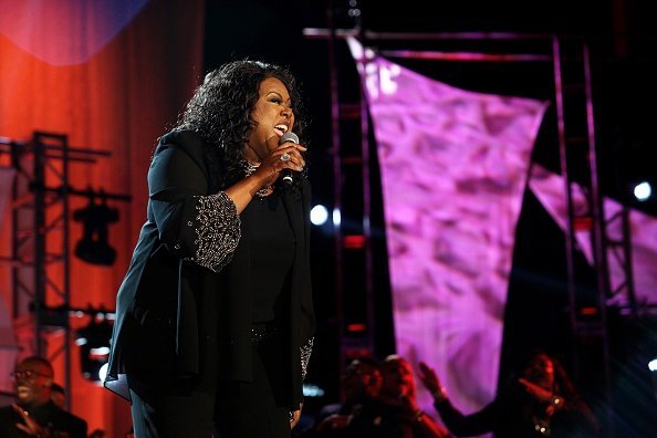 Singer Shirley Murdock performs during the Allstate Gospel SuperFest | Photo: Getty Images
