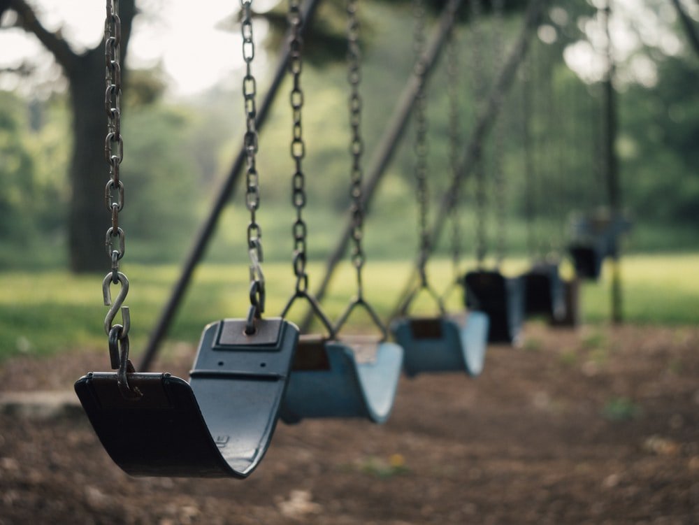 The boys decided to go to the park and smoke | Source: Unsplash