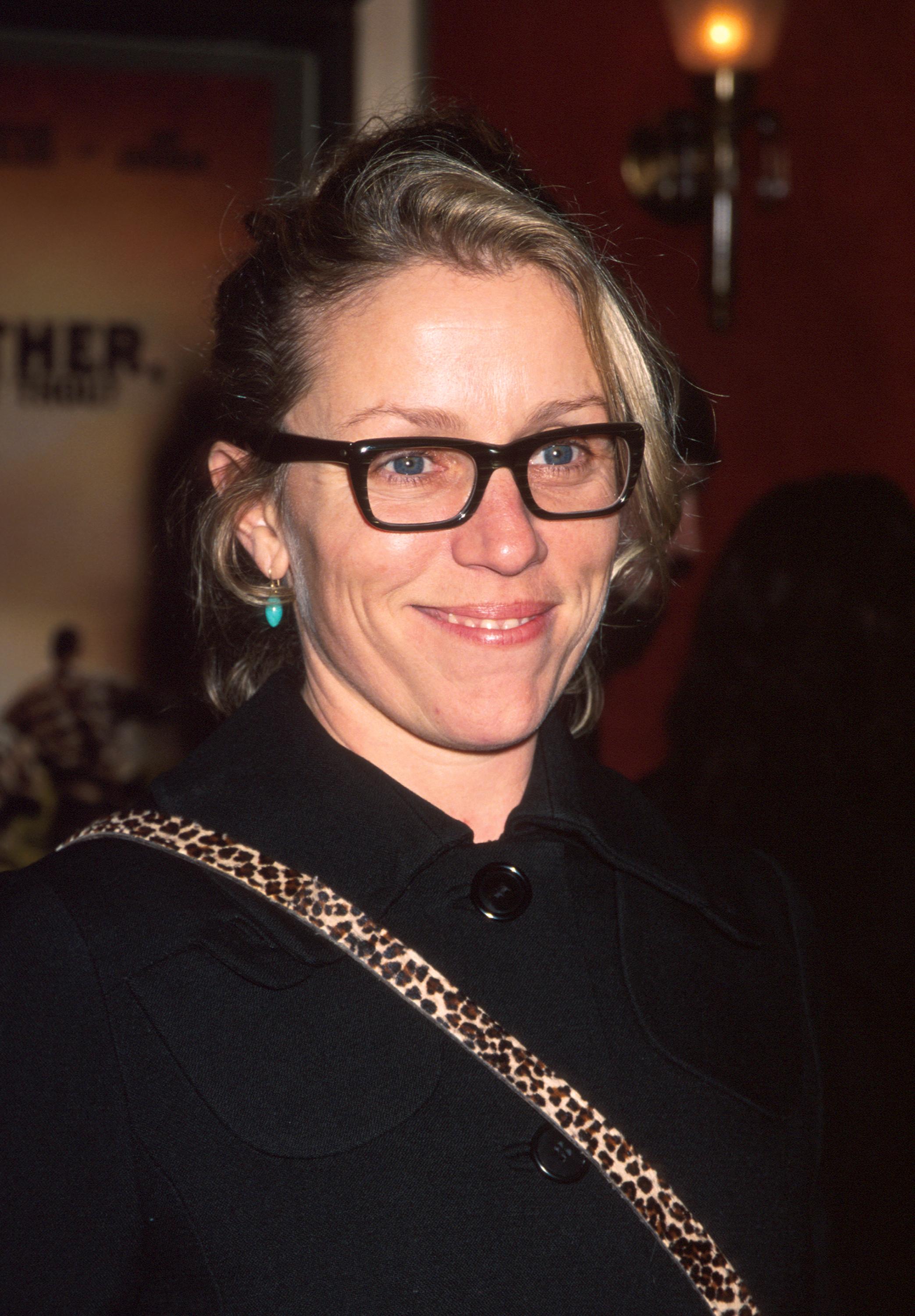 The Hollywood star at the premiere of "O Brother, Where Art Thou?" at the Ziegfeld Theatre on December 19, 2000, in New York. | Source: Getty Images