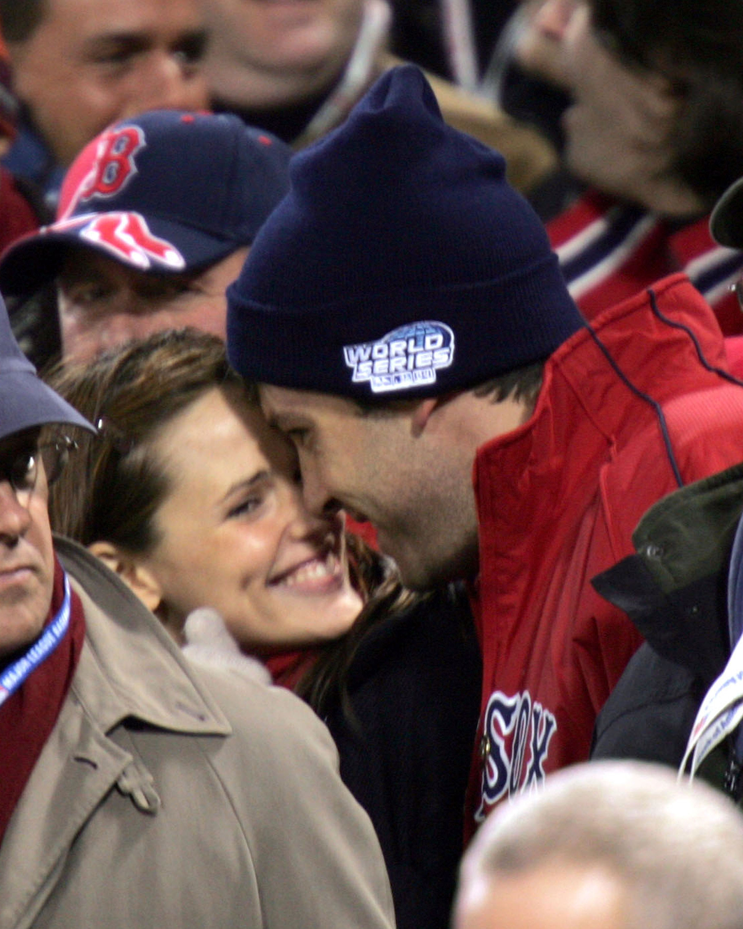 The former couple at Game #1 of the 2004 World Series at Fenway Park on October 23, 2004 | Source: Getty Images