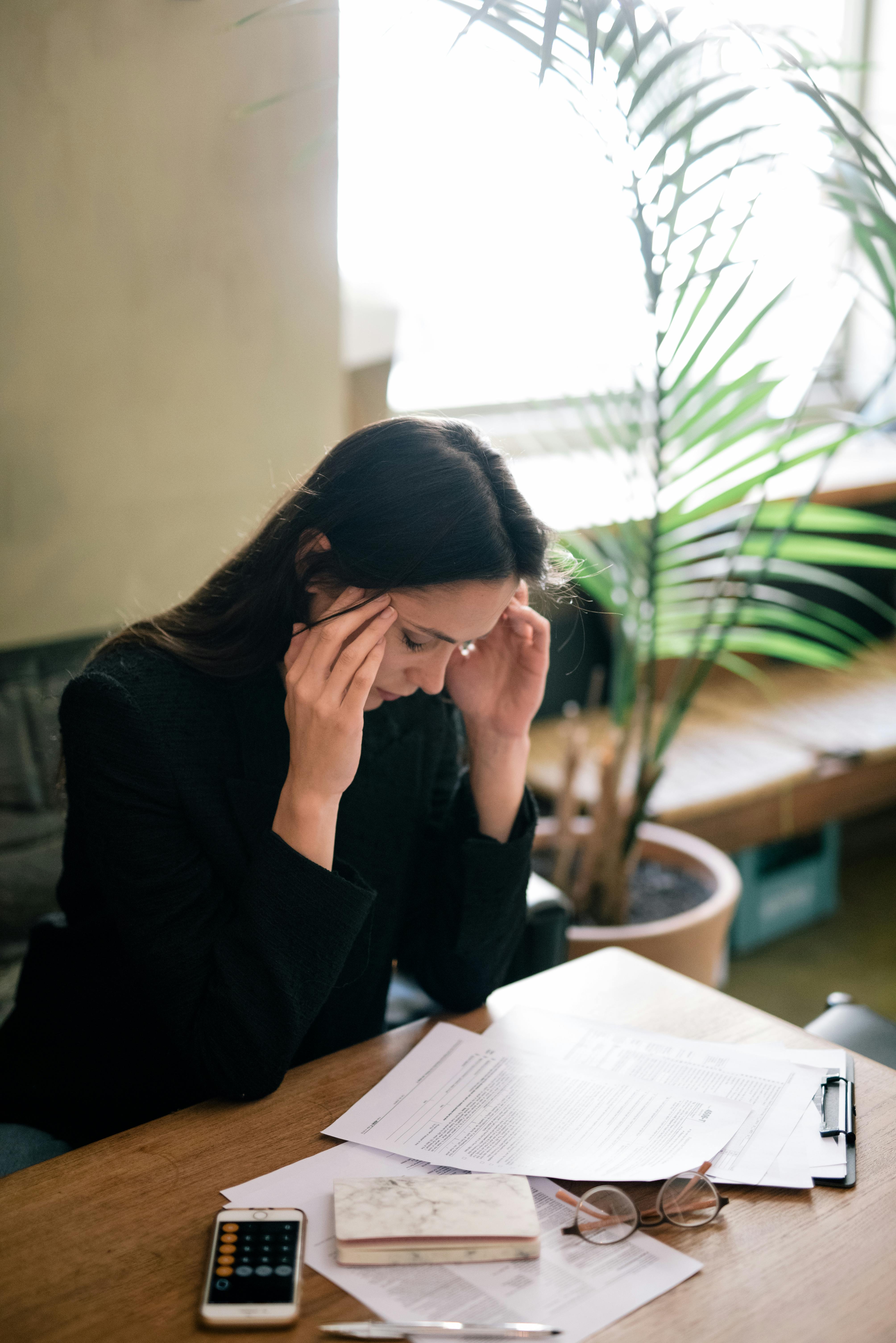 A stressed out woman | Source: Pexels