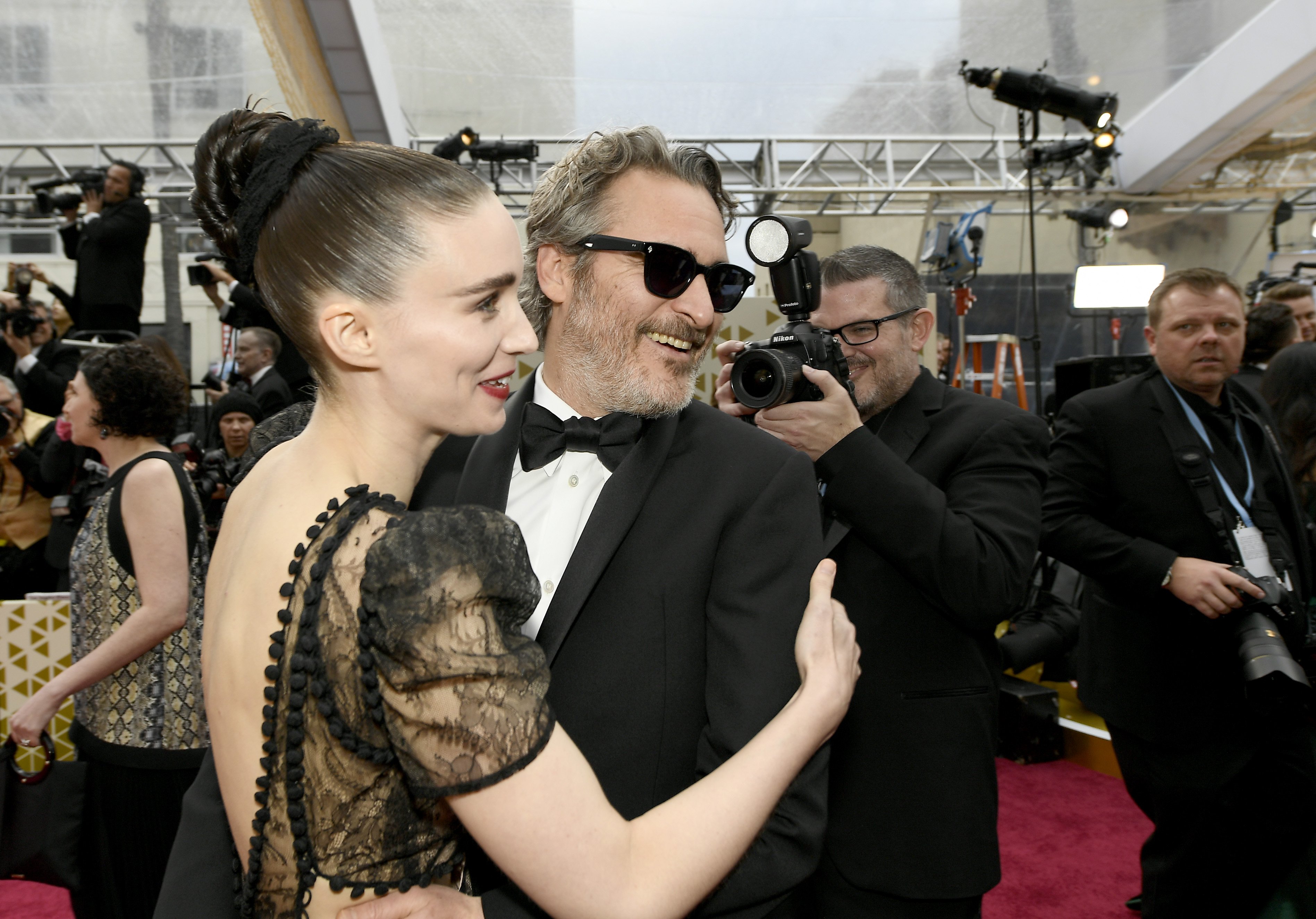 Rooney Mara and Joaquin Phoenix attends the Academy Awards in Hollywood, California on February 9, 2020 | Photo: Getty Images