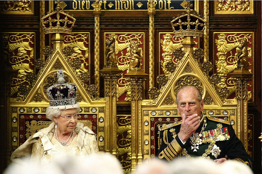 Queen Elizabeth II and Prince Philip during a 2010 event in the House of Lords. | Photo: Getty Images