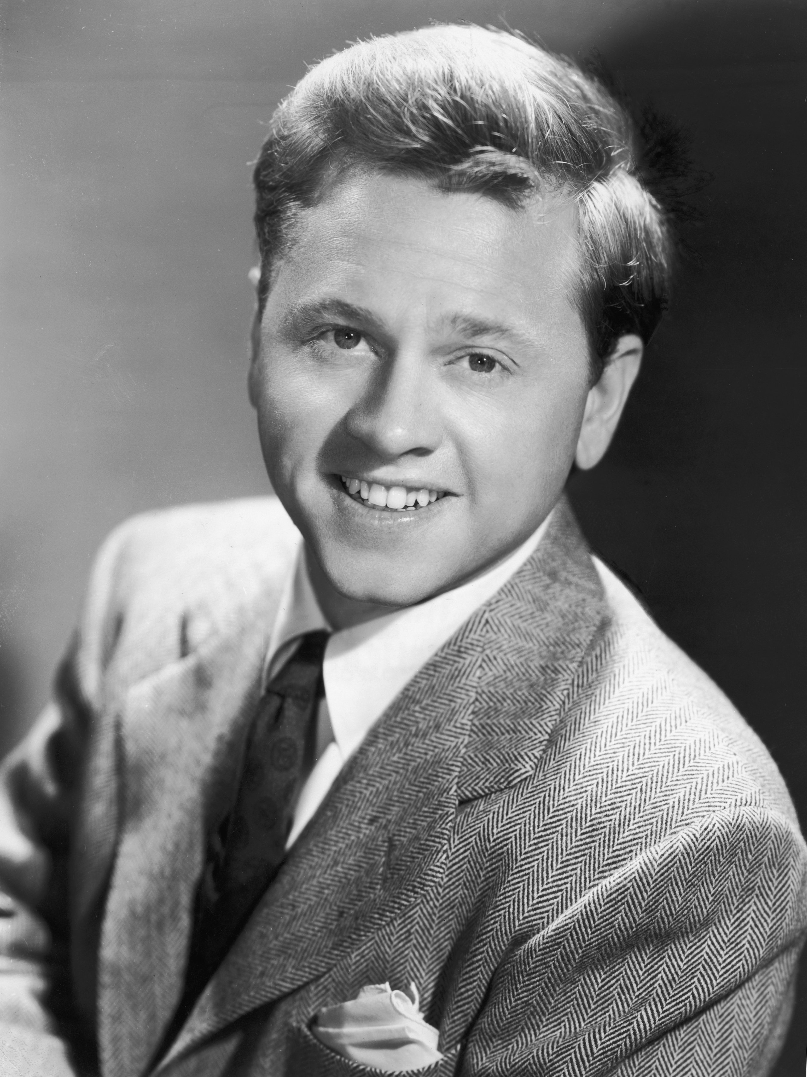 Mickey Rooney photographed in 1945. | Source: Getty Images