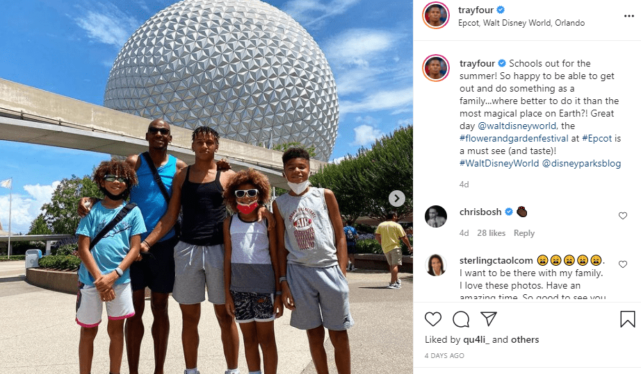  NBA star Ray Allen with his wife Shannon  and their four children on Instagram | Photo: Instagram/trayfour