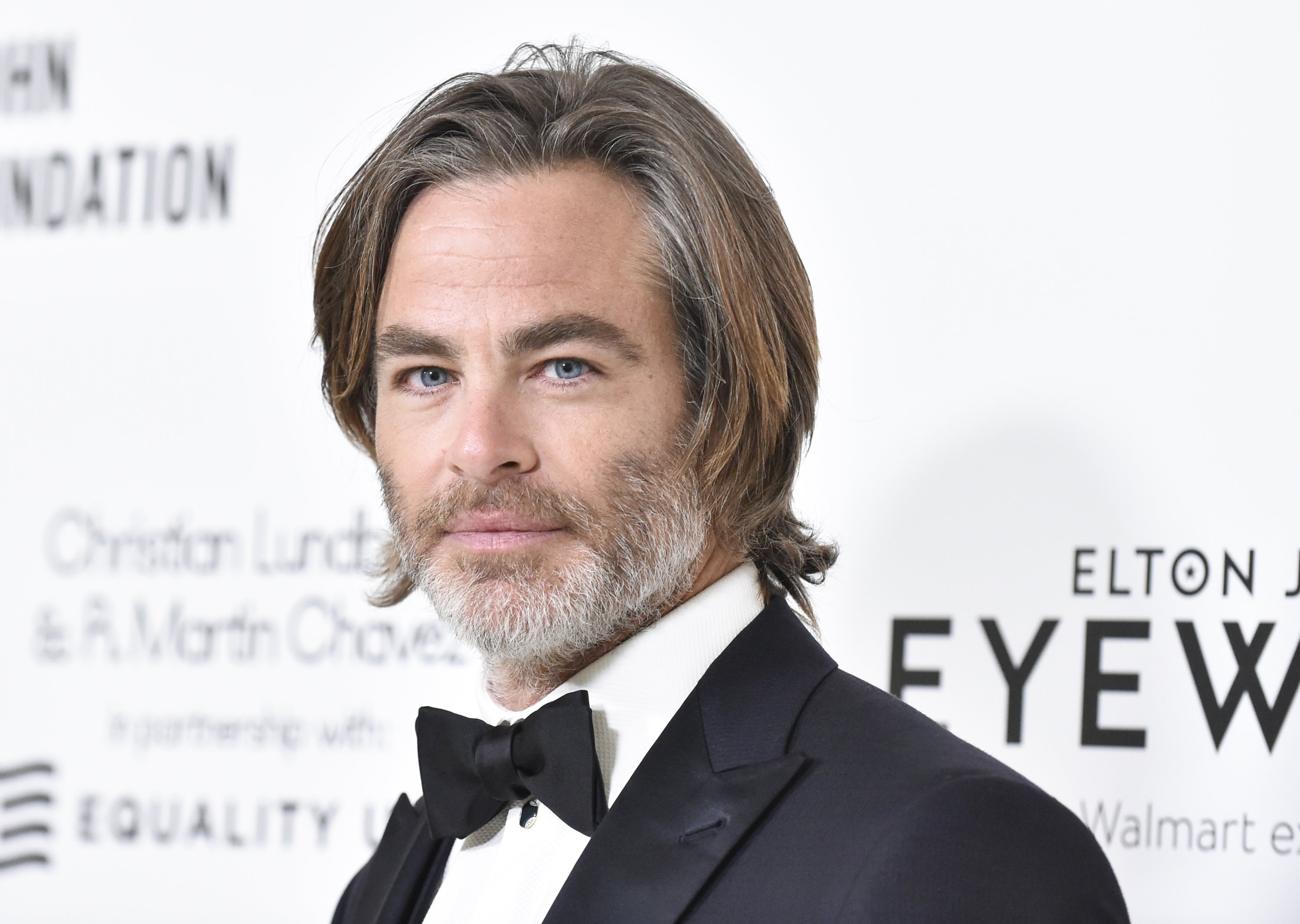 Chris Pine attends Elton John AIDS Foundation's 30th Annual Academy Awards Viewing Party on March 27, 2022, in West Hollywood, California. | Source: Getty Images