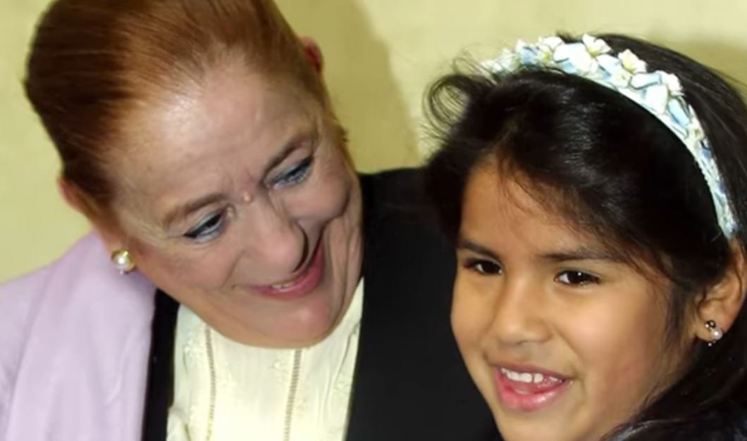 Doña Ana y Chabelita. | Foto: Captura de YouTube/RevistaDiezMinutos Doña Ana y Chabelita. | Foto: Captura de YouTube/RevistaDiezMinutos