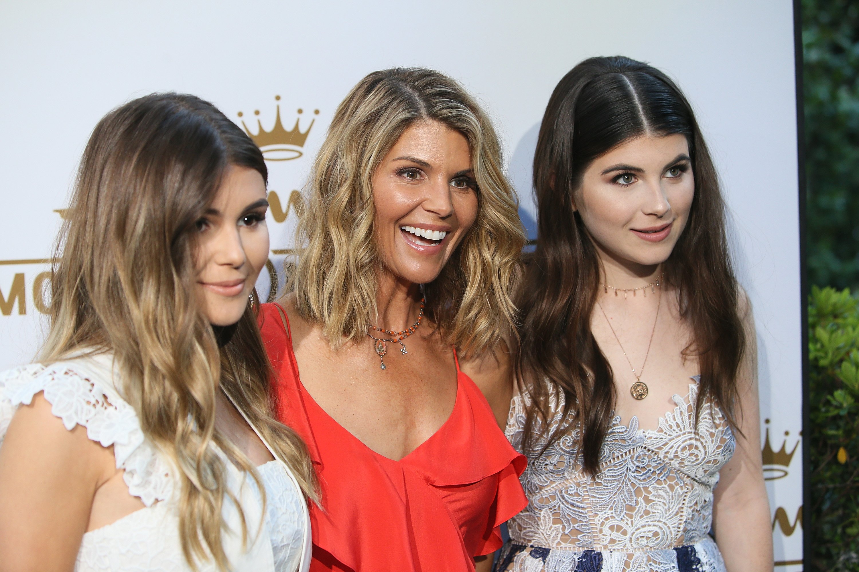 Lori Loughlin’s Daughters Are Not Allowed to Withdraw from University