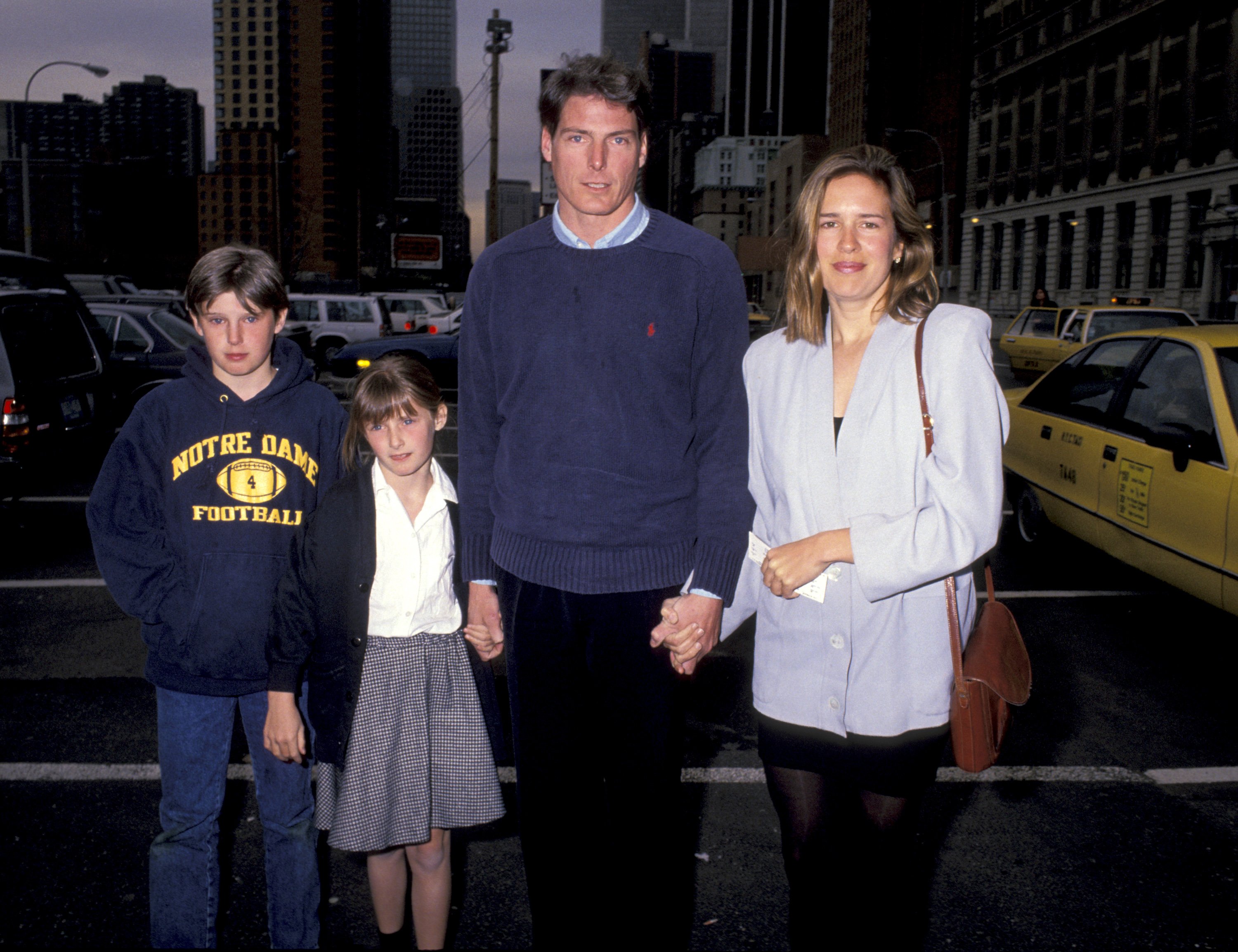 Matthew Reeve, Alexandra Reeve, Christopher Reeve, and Dana Reeve during the Cirque du Soleil "Nouvelle Experience" | Source: Getty Images