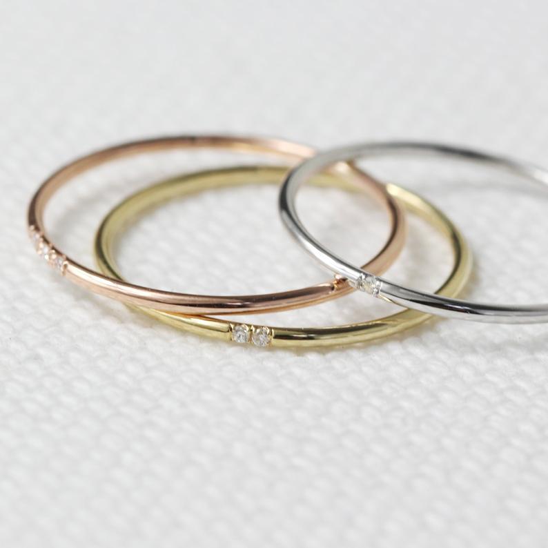 Minimalist Wedding Bands from JSVConcepts Fine Jewelry in Gold, White Gold, and Rose Gold. | Source: Etsy.com