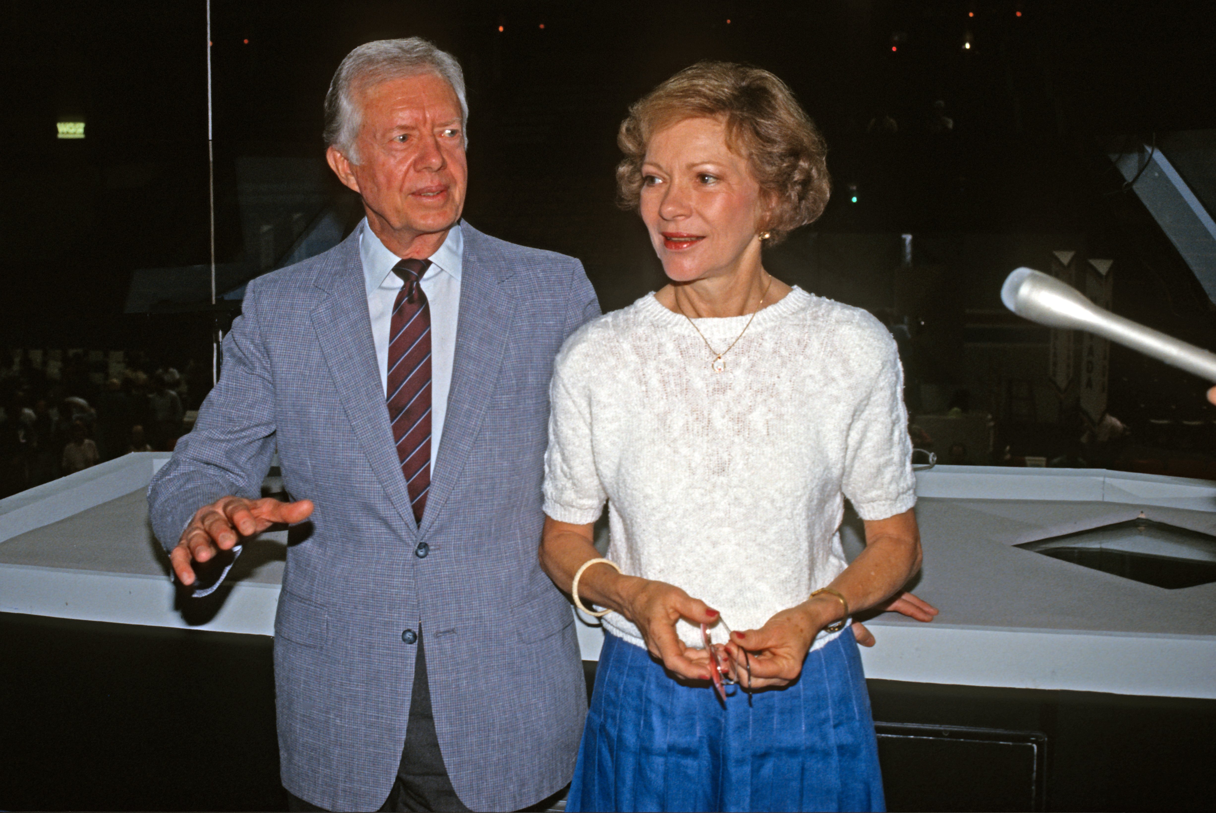 Former US President Jimmy Carter and former First Lady Rosalynn Carter at the Democratic National Convention, at the Omni Coliseum, Atlanta, California, July 18, 1988. | Source: Getty Images