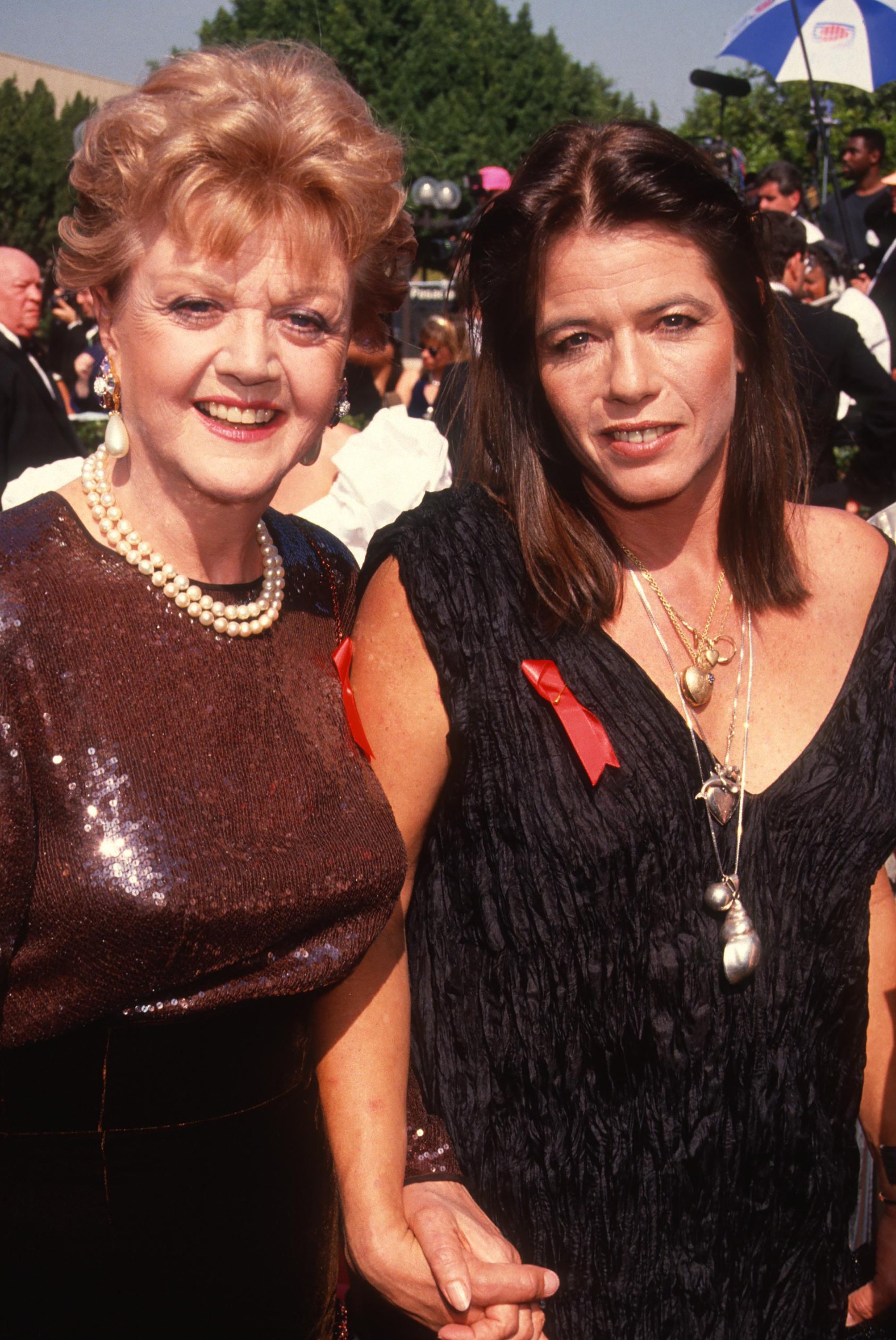 Angela Lansbury and her daughter Deidre Angela Shaw at the 43rd Annual Primetime Emmy Awards in Pasadena, California, on August 25, 1991 | Source: Getty Images