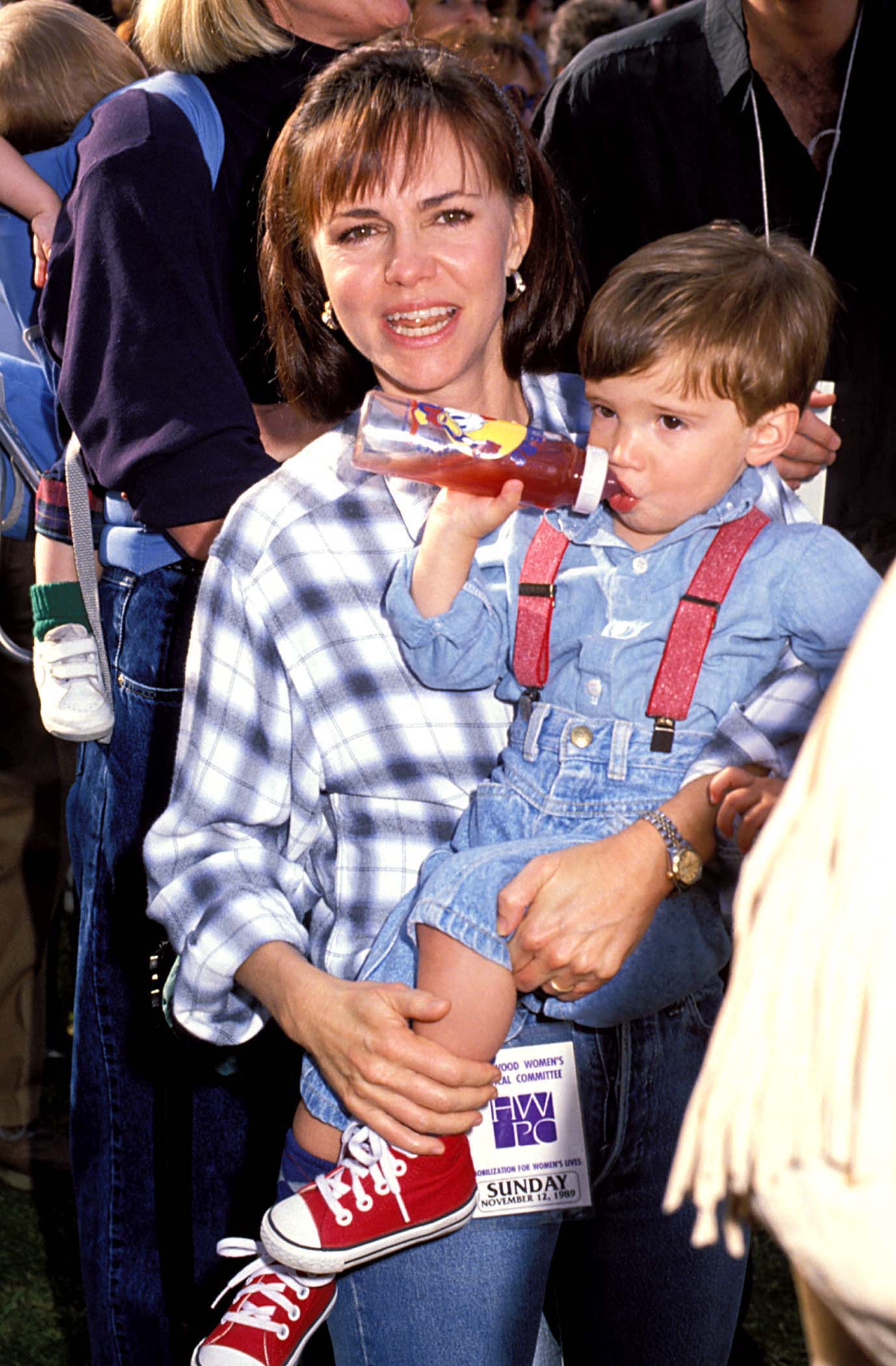 Sally Field & Elijah Craig during the 1989 Pro Choice Rally in Los Angeles, California. | Source: Getty Images