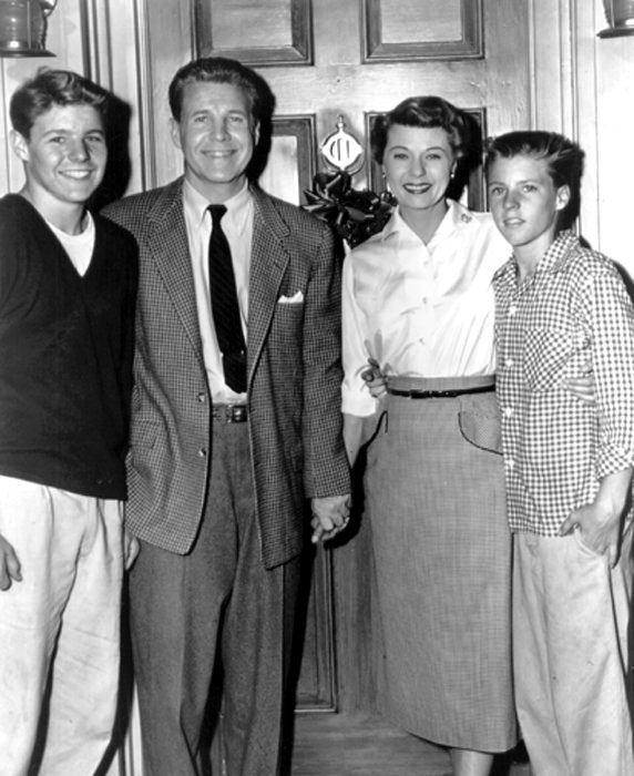 David, Ozzie, Harriet, and Ricky Nelson on season one of “The Adventures of Ozzie and Harriet,” on January 9, 1953 | Source: Getty Images