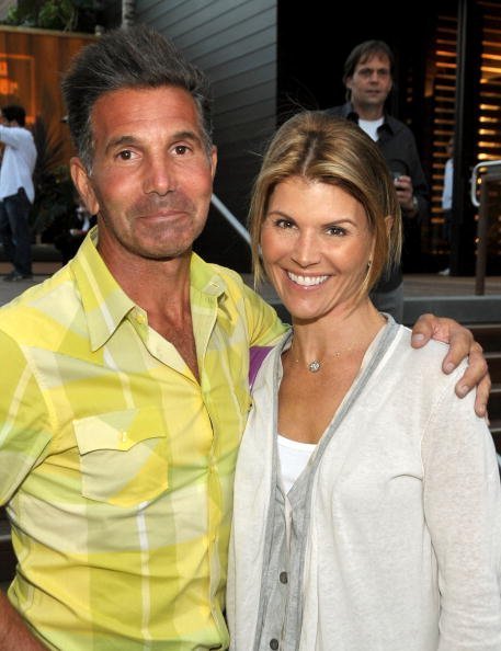 Mossimo Giannulli and Lori Loughlin at the Malibu Lumber Yard grand opening. | Photo: Getty Images