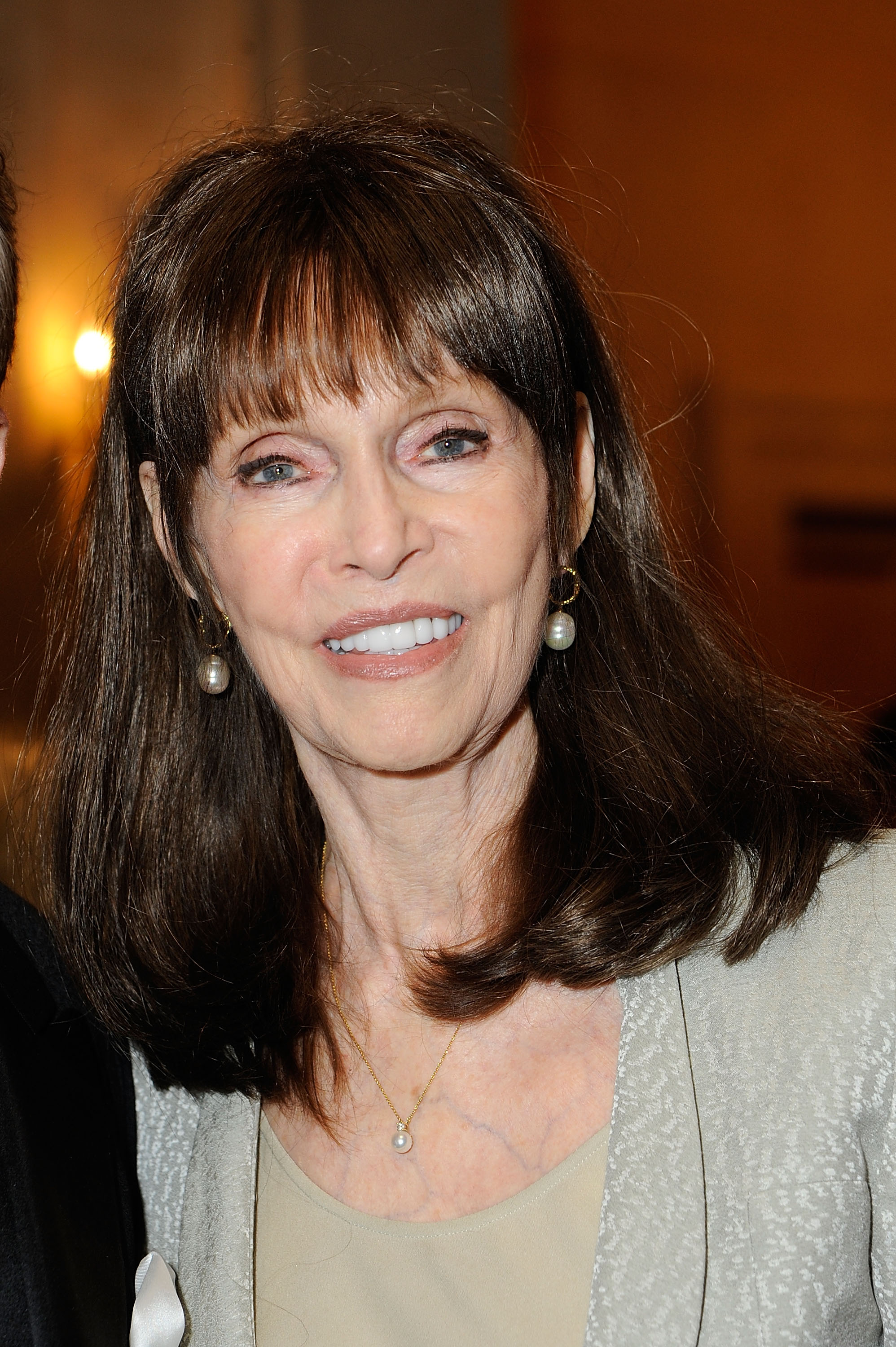 Barbara Feldon at the Orchestra of St. Luke's Gift of Music Gala on April 12, 2017, in New York City | Source: Getty Images