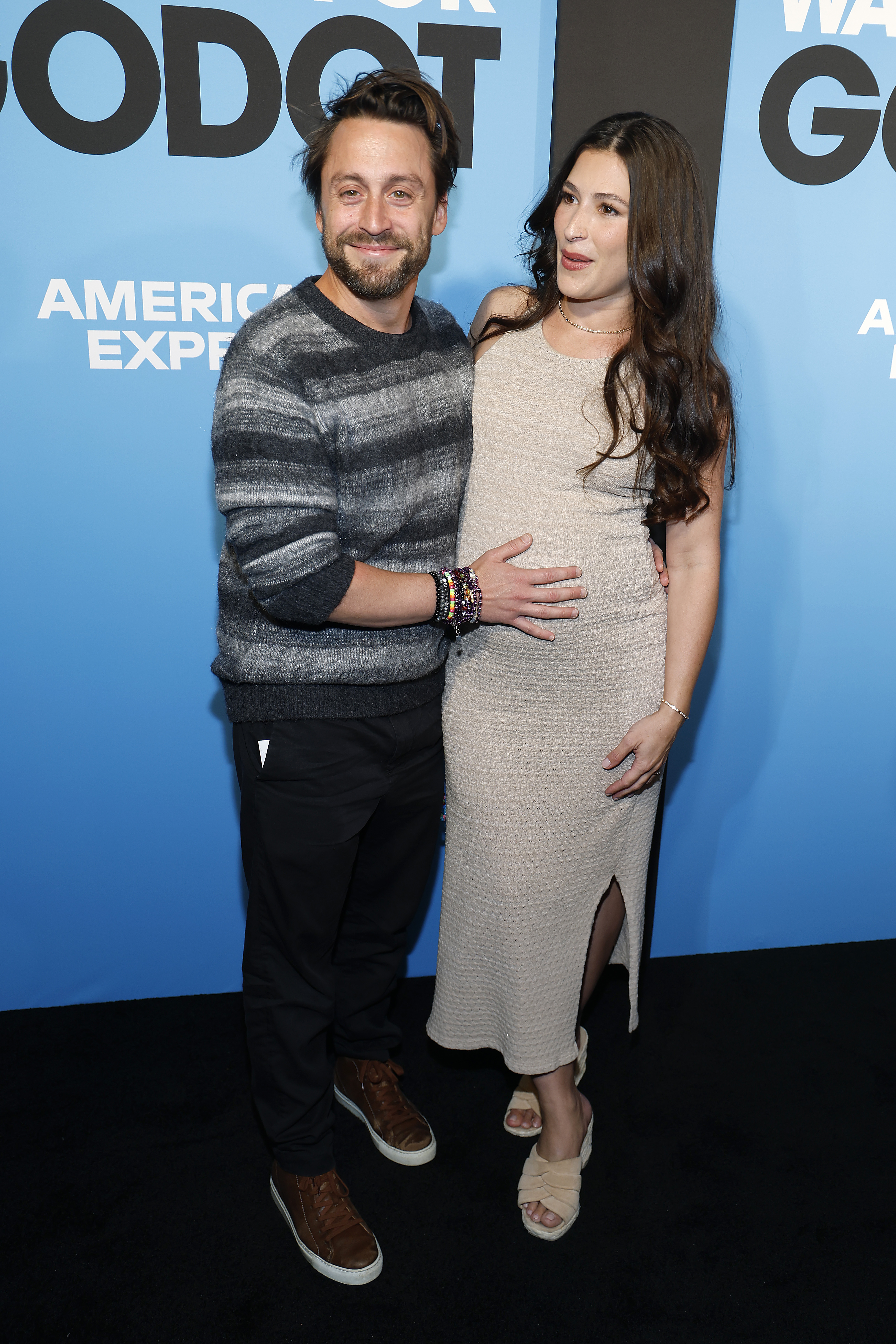 Kieran Culkin showing off his pregant wife, Jazz Charton, ​at the Hudson Theatre | Source: Getty Images