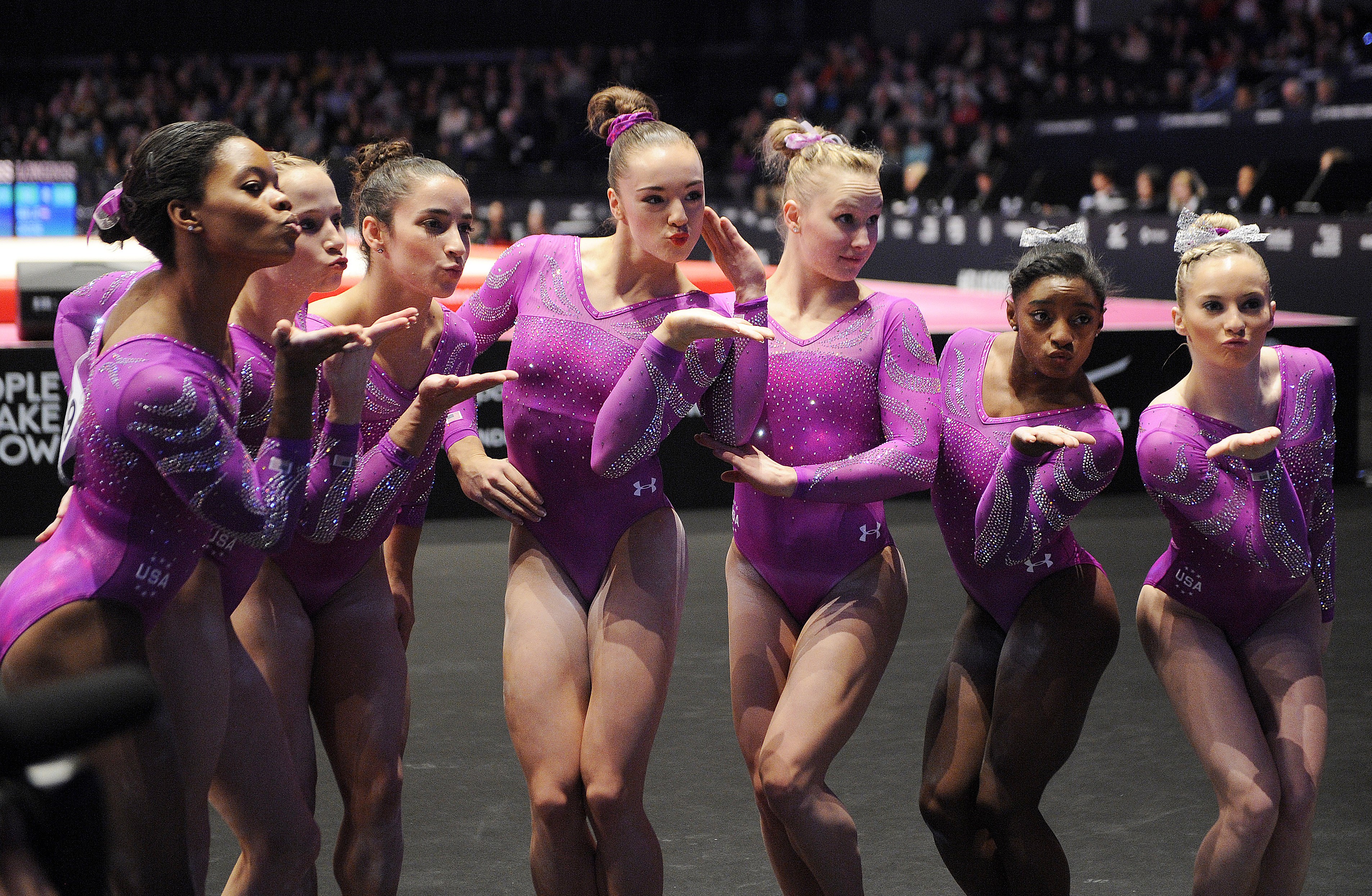 Gabrielle Douglas, Madison Kocian, Alexandra Raisman, Margaret Nichols, Brenda Dowell, Simone Biles, and MyKayla Skinner at the 2015 World Gymnastics Championships on October 24, 2015, in Glasgow, Scotland. | Source: Getty Images