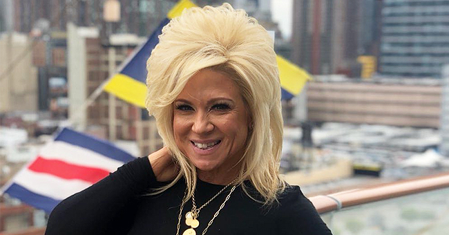  instagram.com/theresacaputo