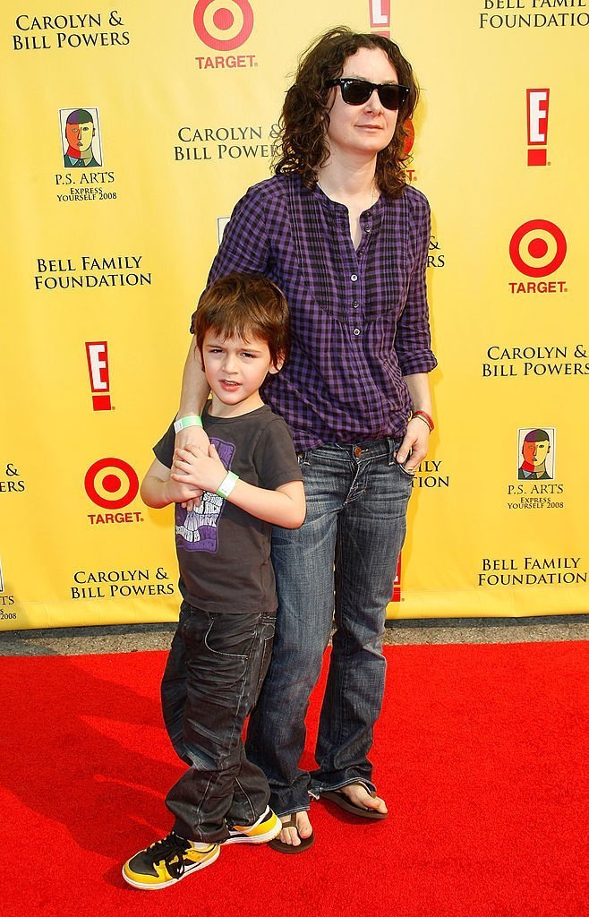 Actress Sara Gilbert (R) and son Levi Hank Gilbert-Adler arrives at the P.S. Arts "Express Yourself 2008" at Barker Hanger  | Getty Images