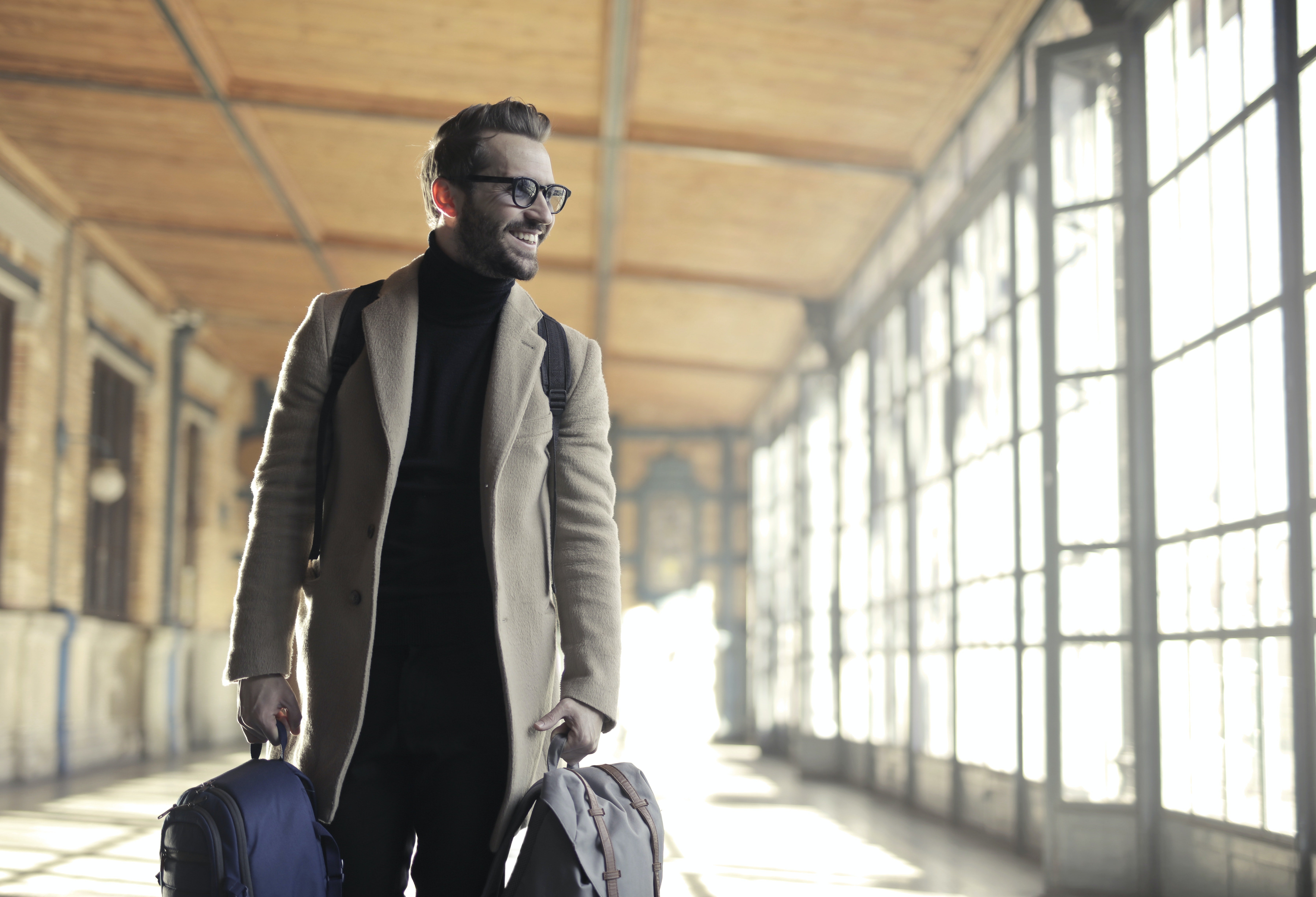 Alice picked Brad up at the airport. | Source: Unsplash