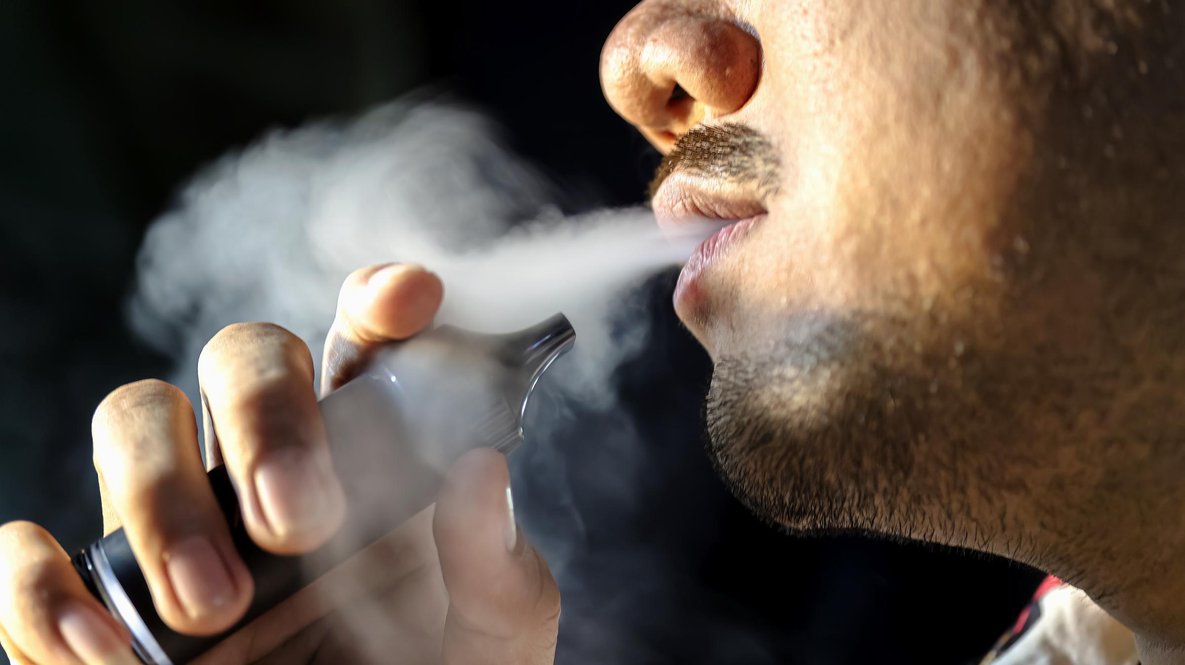 A man vaping | Source: Getty Images