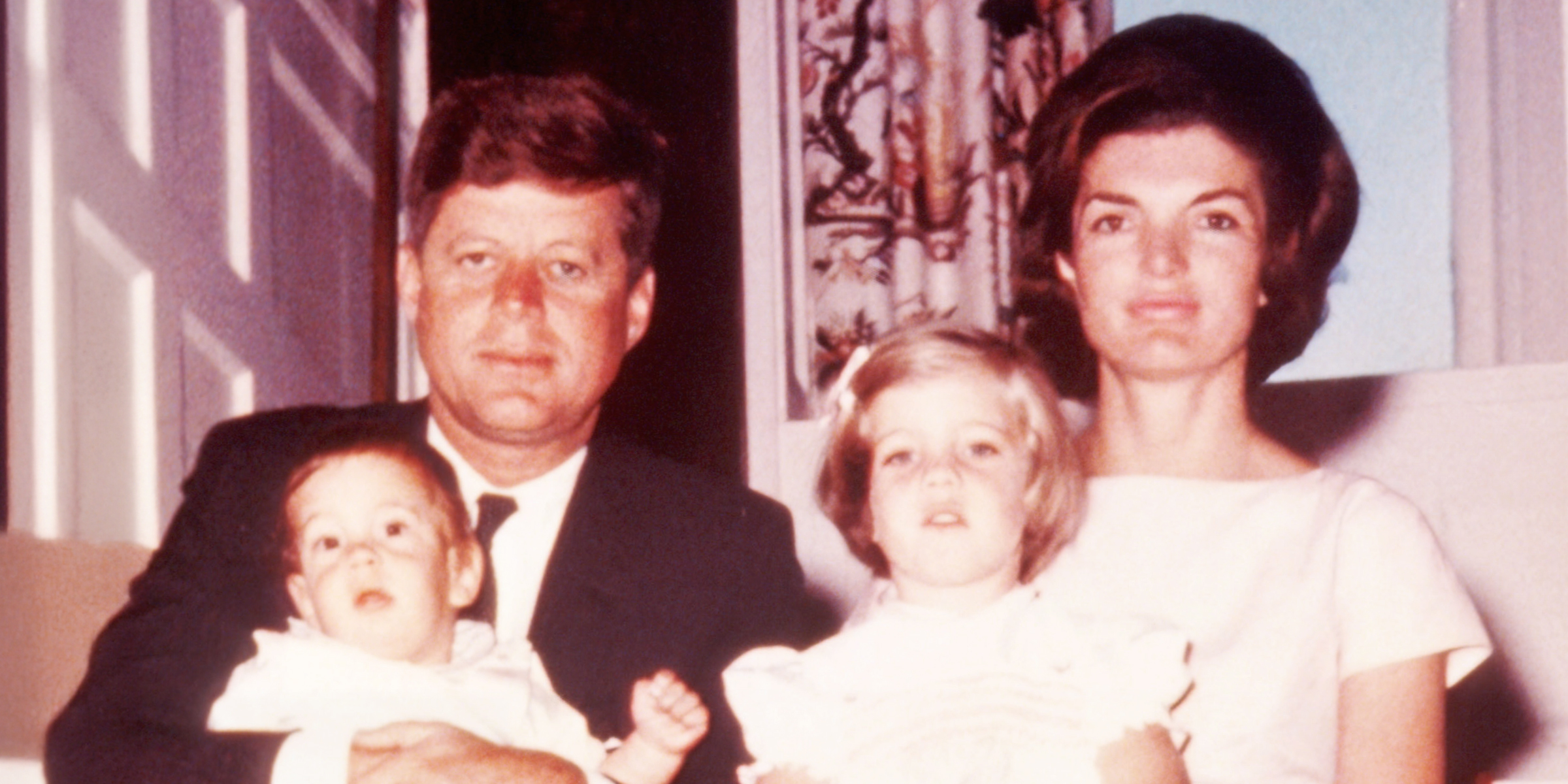 Former president John F. Kennedy, his wife Jacqueline Kennedy, and their children, John F. Kennedy Jr. and Caroline Kennedy | Source: Getty Images