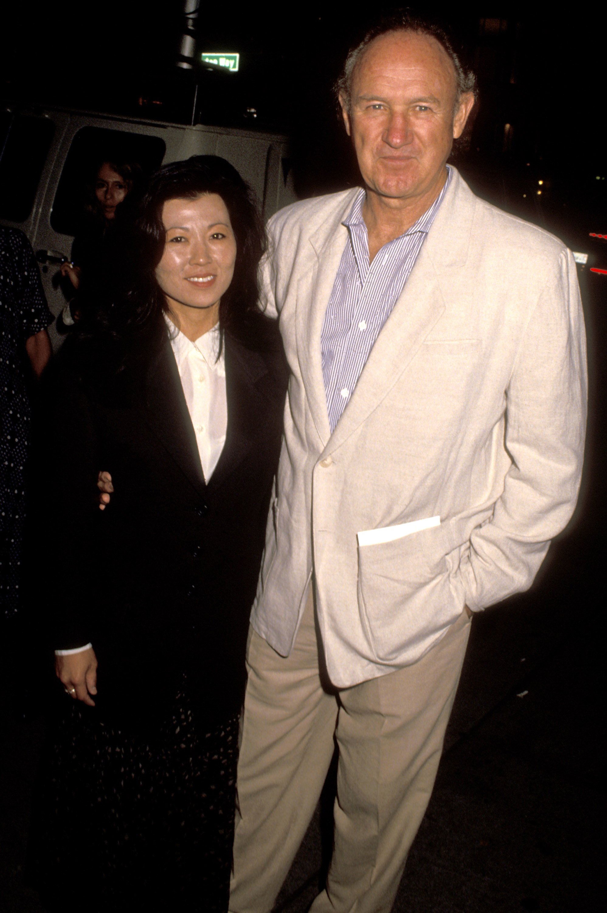 Gene Hackman and Betsy Arakawa at the PCC Celebrity Art Show on September 11, 1991 | Source: Getty Images