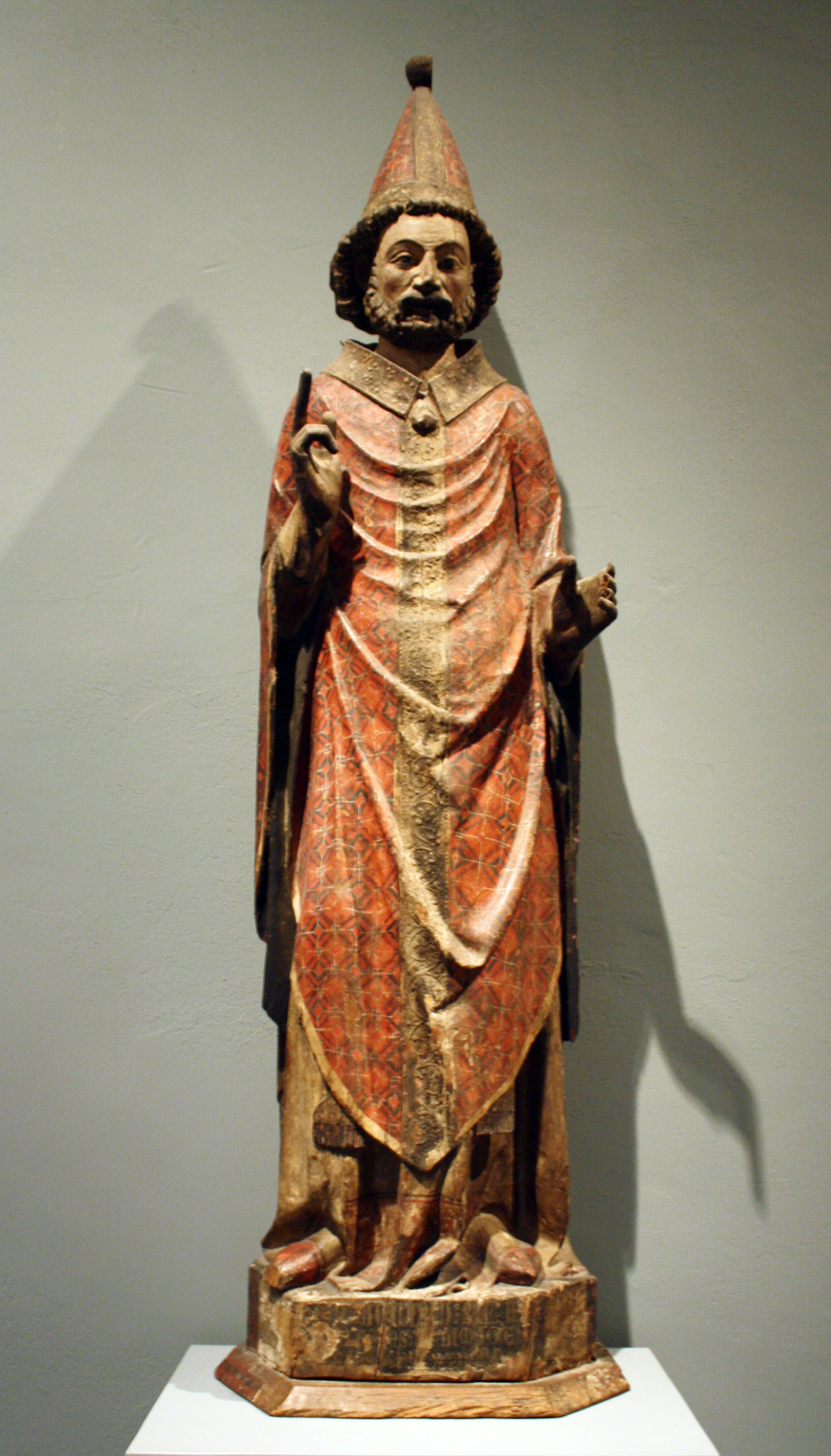 A 1343 AD carving of Saint Peter. | Source: Getty Images