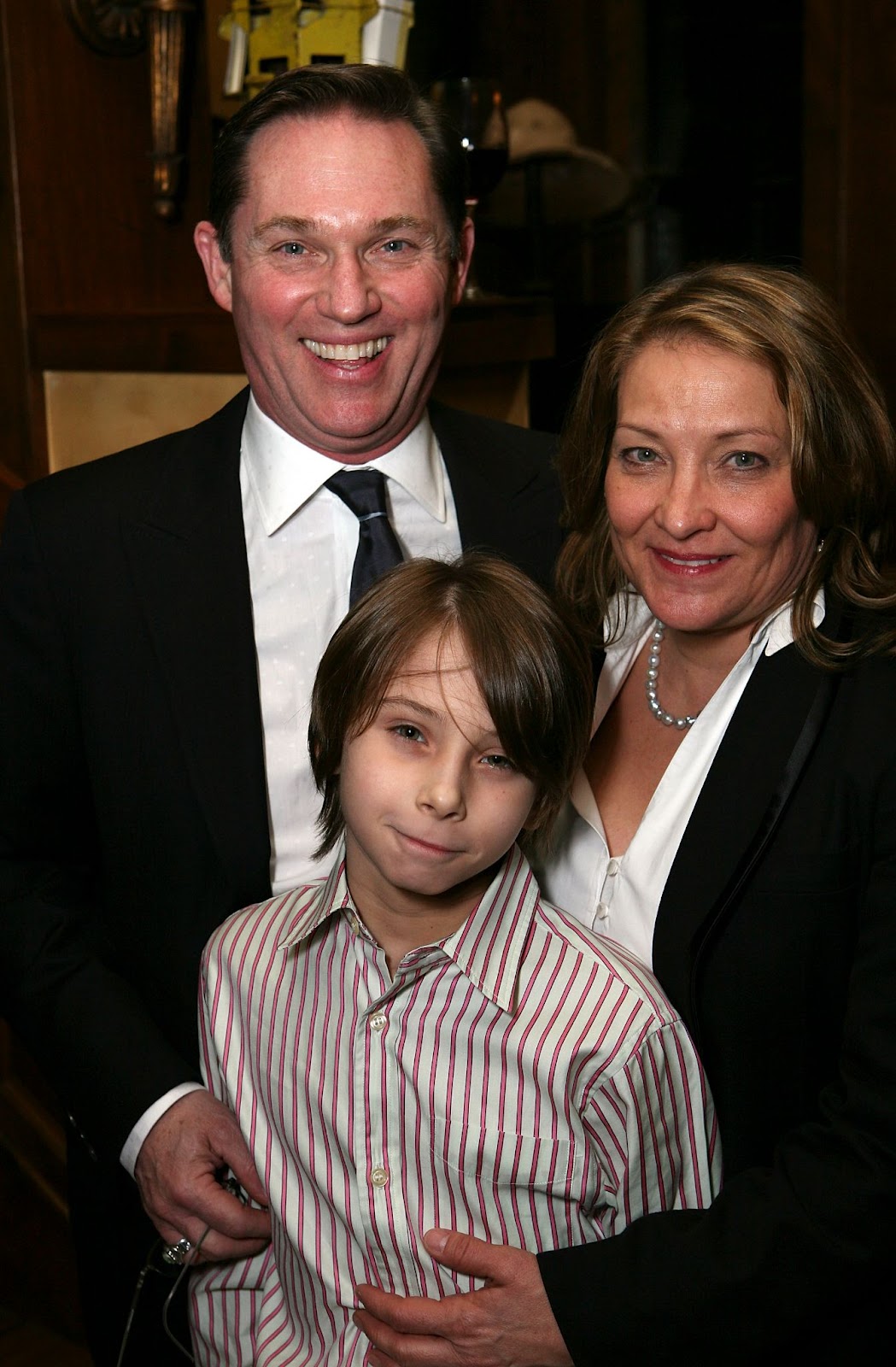 Richard and Montana Thomas with Georgiana Bischoff during the party for the opening night performance of "Twelve Angry Men" on March 29, 2007, in Los Angeles, California. | Source: Getty Images