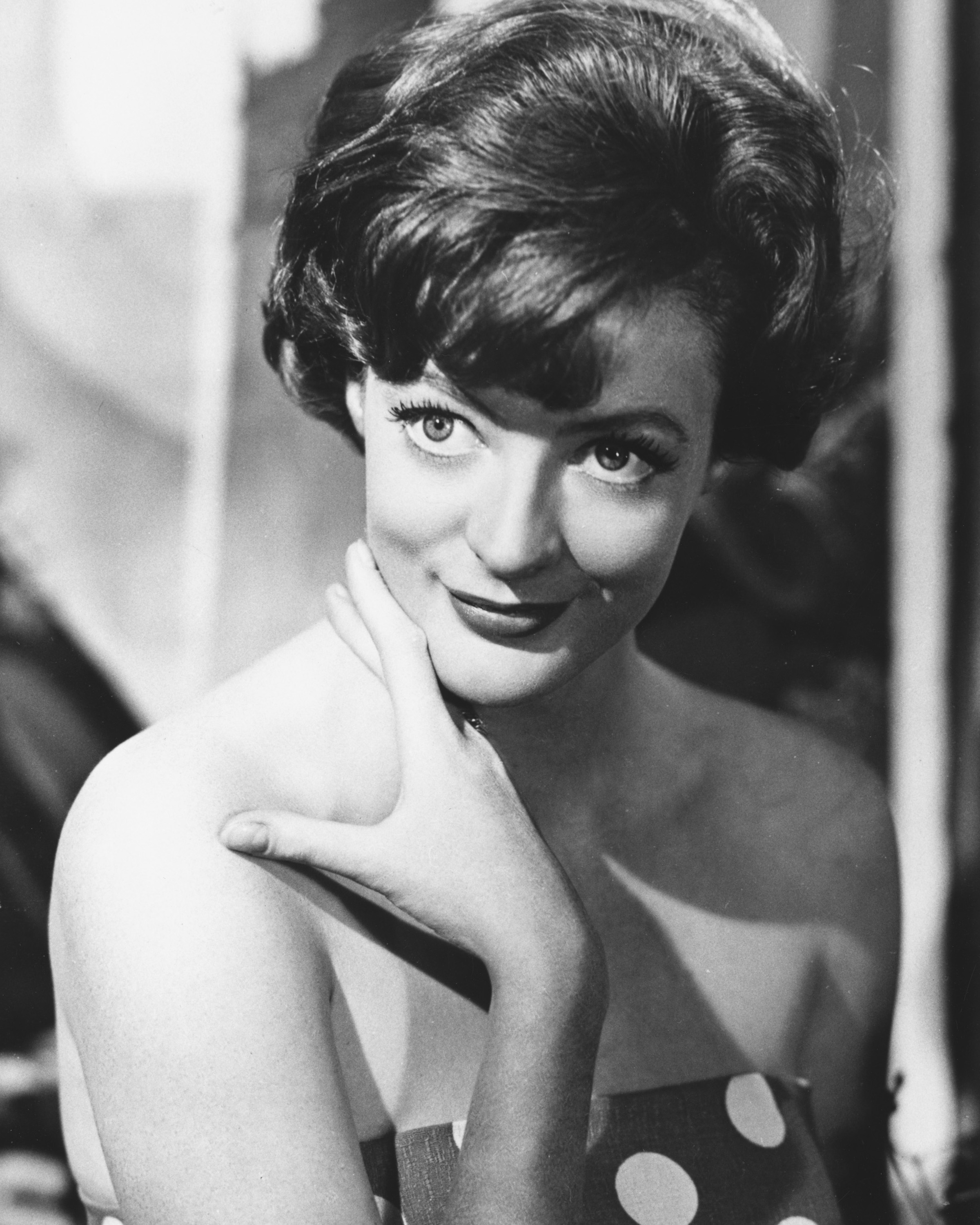 Maggie Smith photographed on January 1, 1963 | Source: Getty Images