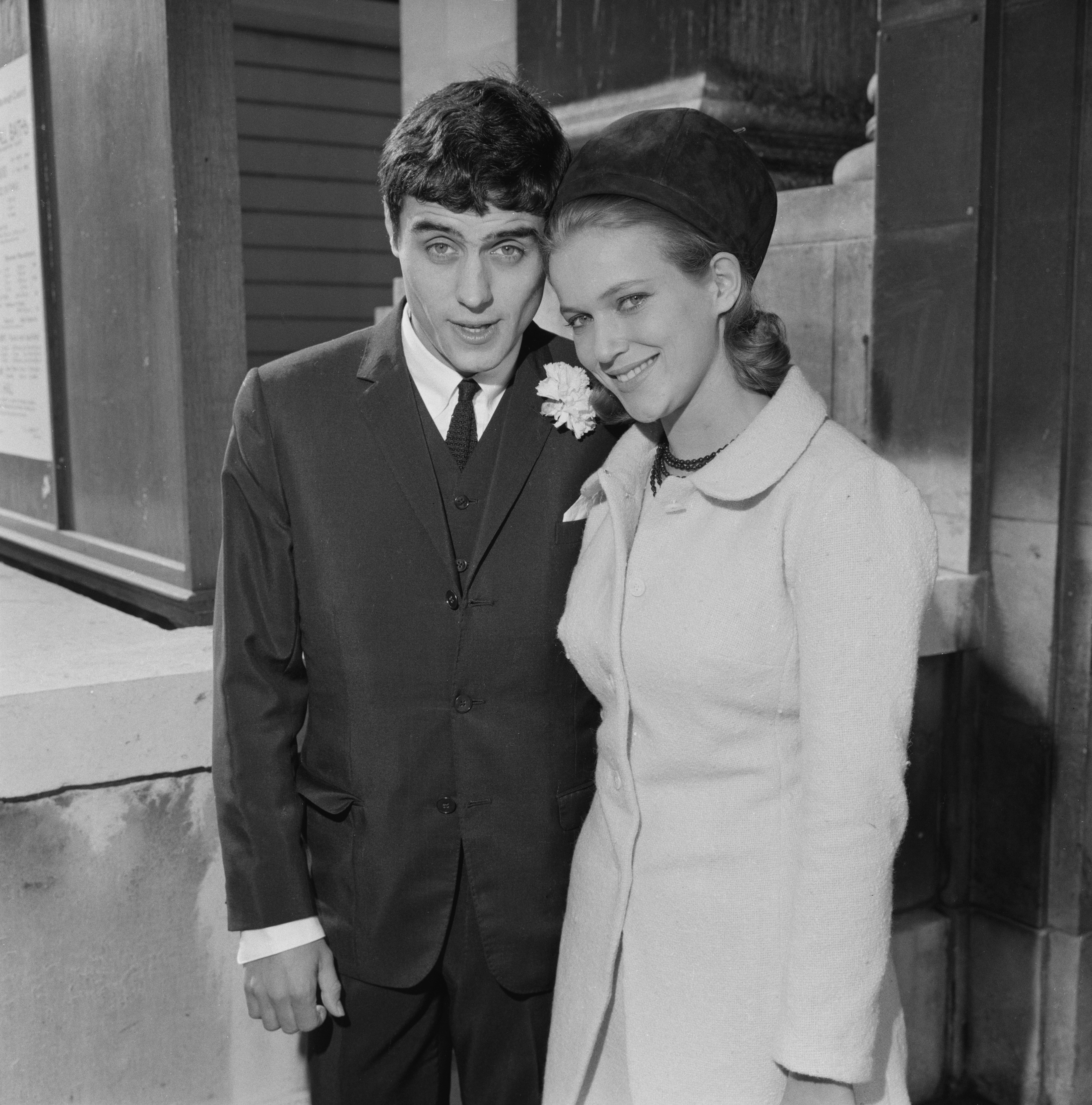 Ian McShane photographed with his actress wife, Suzan Farmer on October 5, 1964 in the United Kingdom | Source: Getty Images