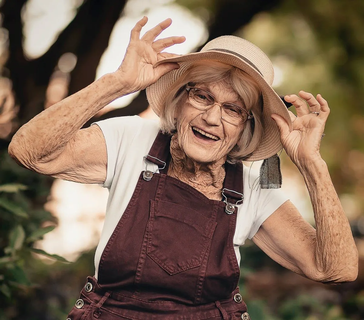Spending the summer with grandmother | Source: Pexels