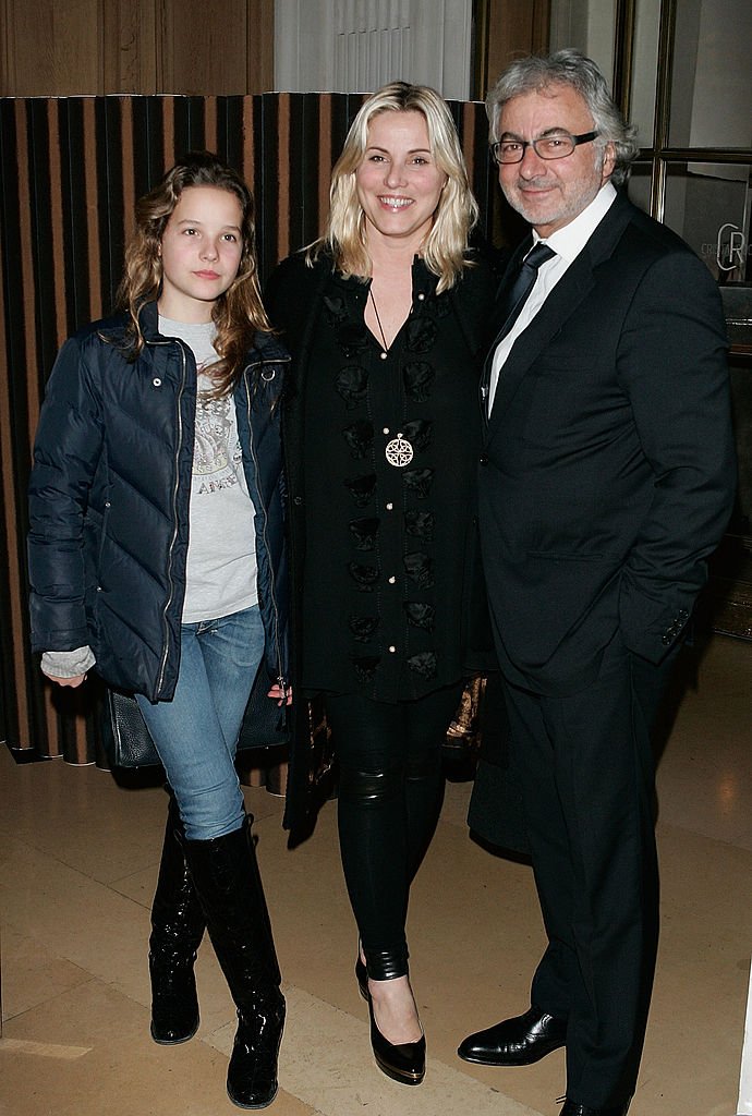 Sophie Favier, sa fille et Frank Provost le 28 novembre 2007 à Paris. l Source : Getty Images Sophie Favier, sa fille et Frank Provost le 28 novembre 2007 à Paris. l Source : Getty Images