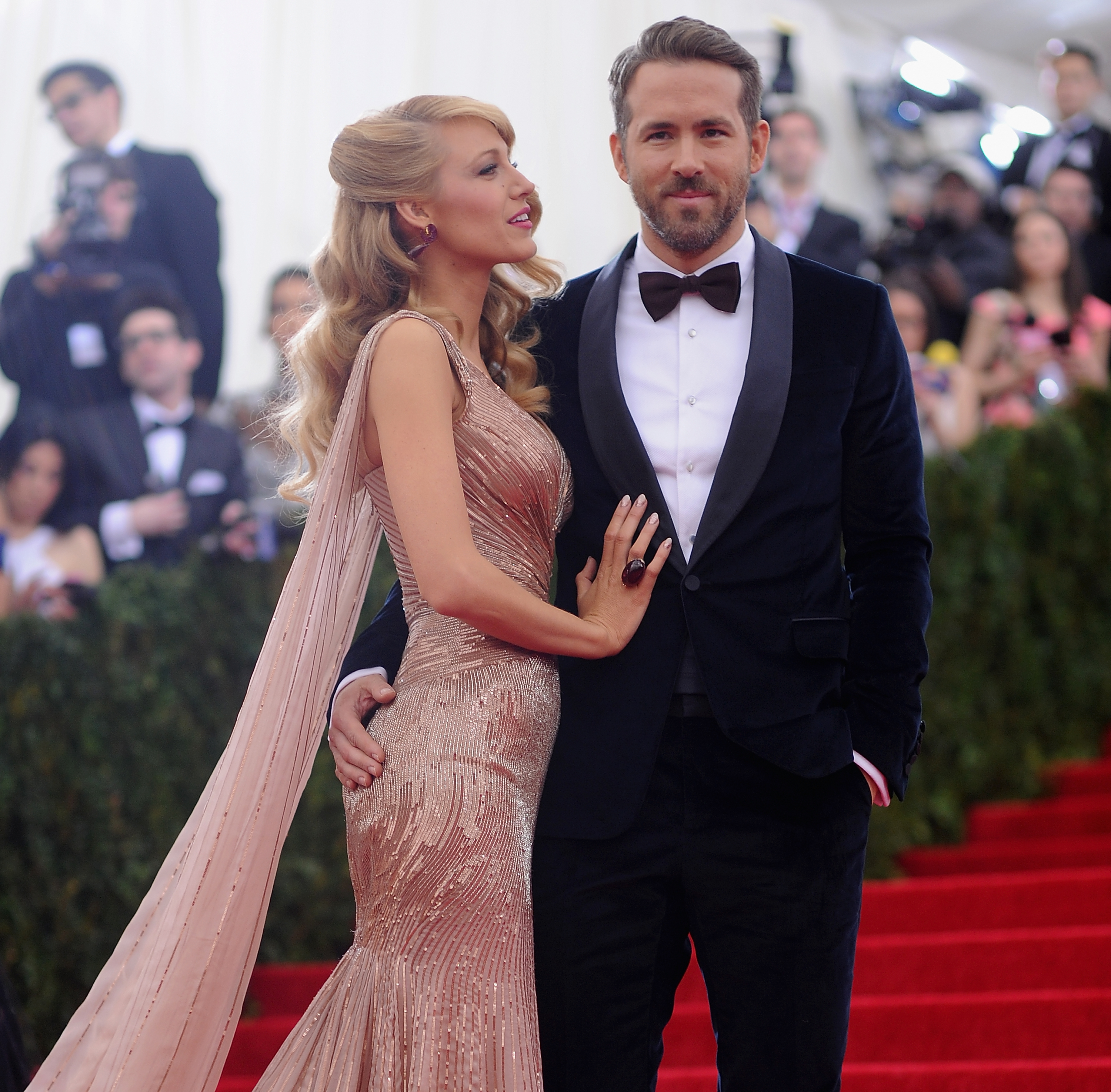 Blake Lively and Ryan Reynolds attend the "Charles James: Beyond Fashion" Costume Institute Gala at the Metropolitan Museum of Art, on May 5, 2014, in New York City. | Source: Getty Images