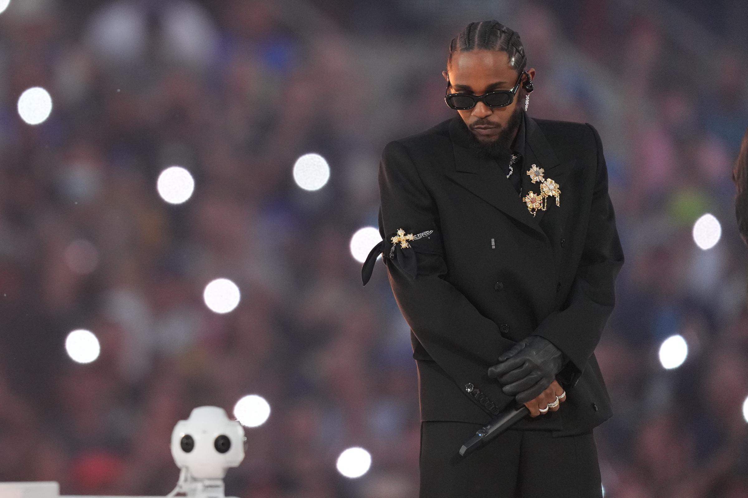 Kendrick Lamar performing during the NFL Super Bowl LVI in Inglewood, California on February 13, 2022. | Source: Getty Images