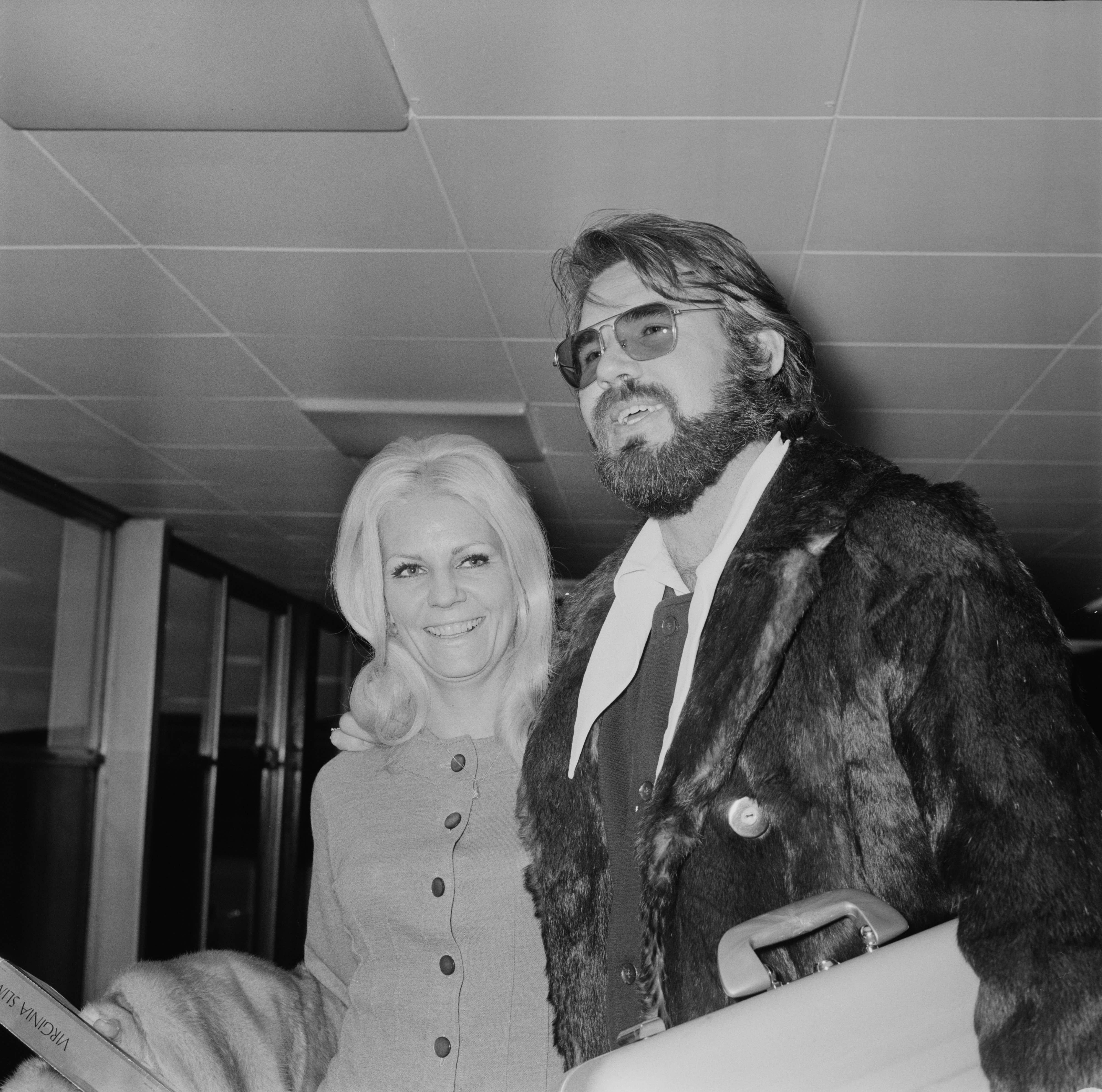 Kenny Rogers with his wife Margo Anderson at Heathrow airport on March 24, 1970 in London, United Kingdom. / Source: Getty Images