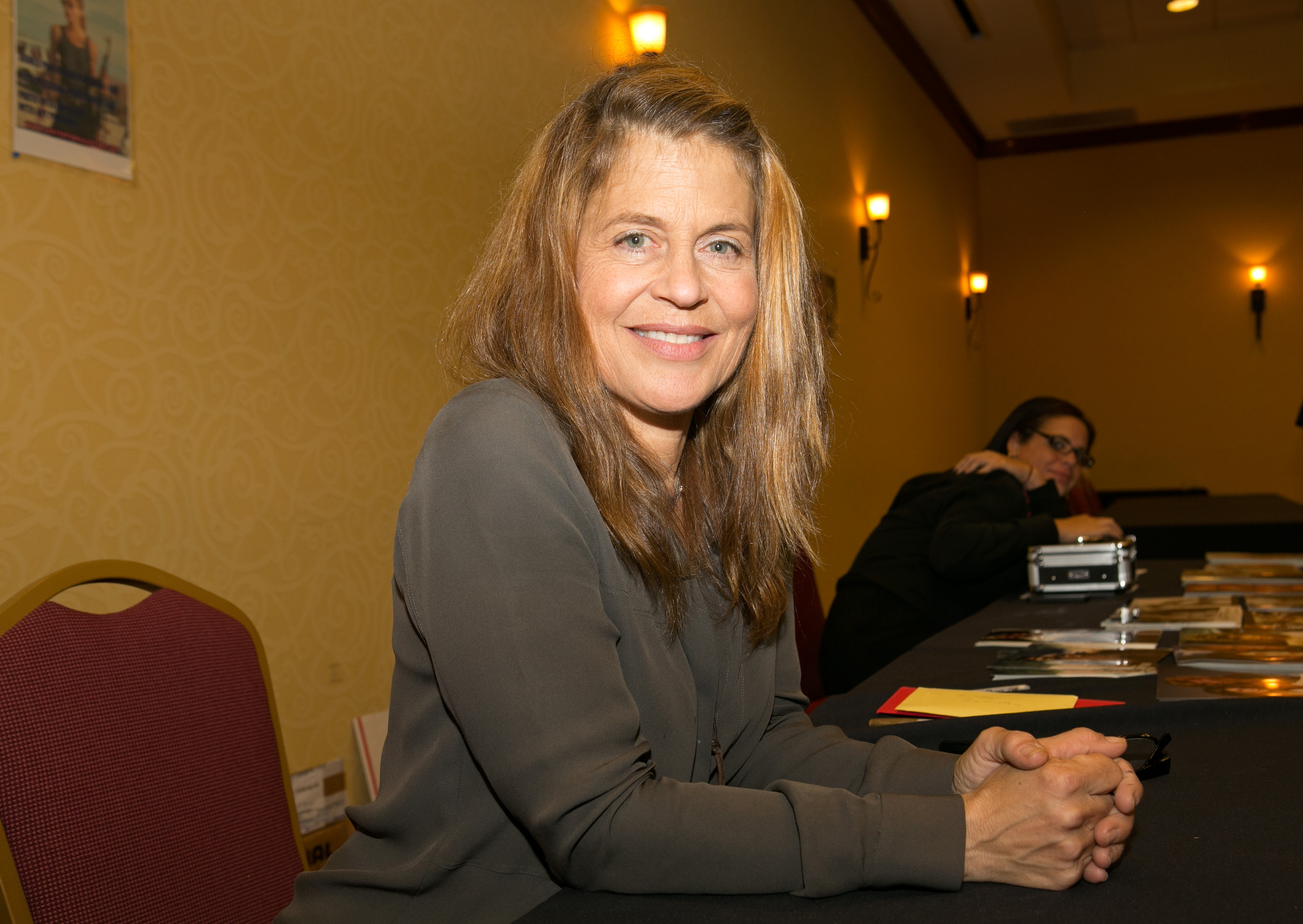 Linda Hamilton photographed on day one of Horrorhound Weekend on September 7, 2012, in Indianapolis, Indiana. | Source: Getty Images