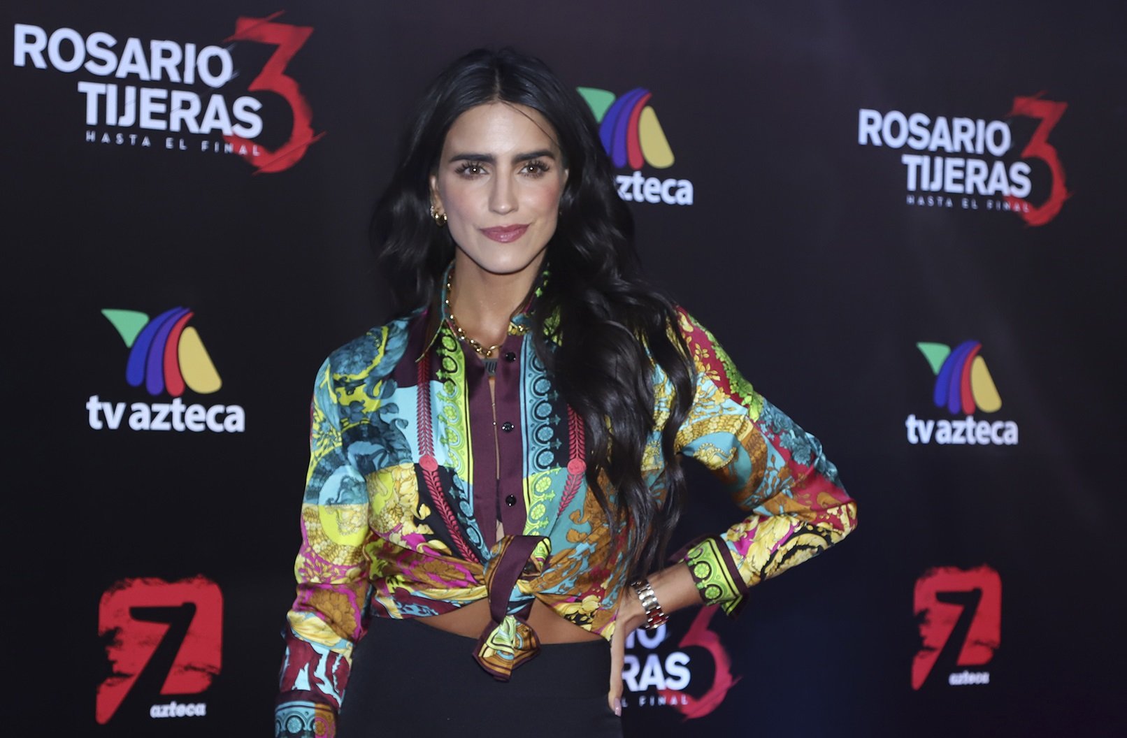 Bárbara de Regil posando en la alfombra roja de la presentación de la 3° temporada de 'Rosario Tijeras' en Azteca Tlalpán el 21 de agosto de 2019 en Ciudad de México. | Foto: Getty Images