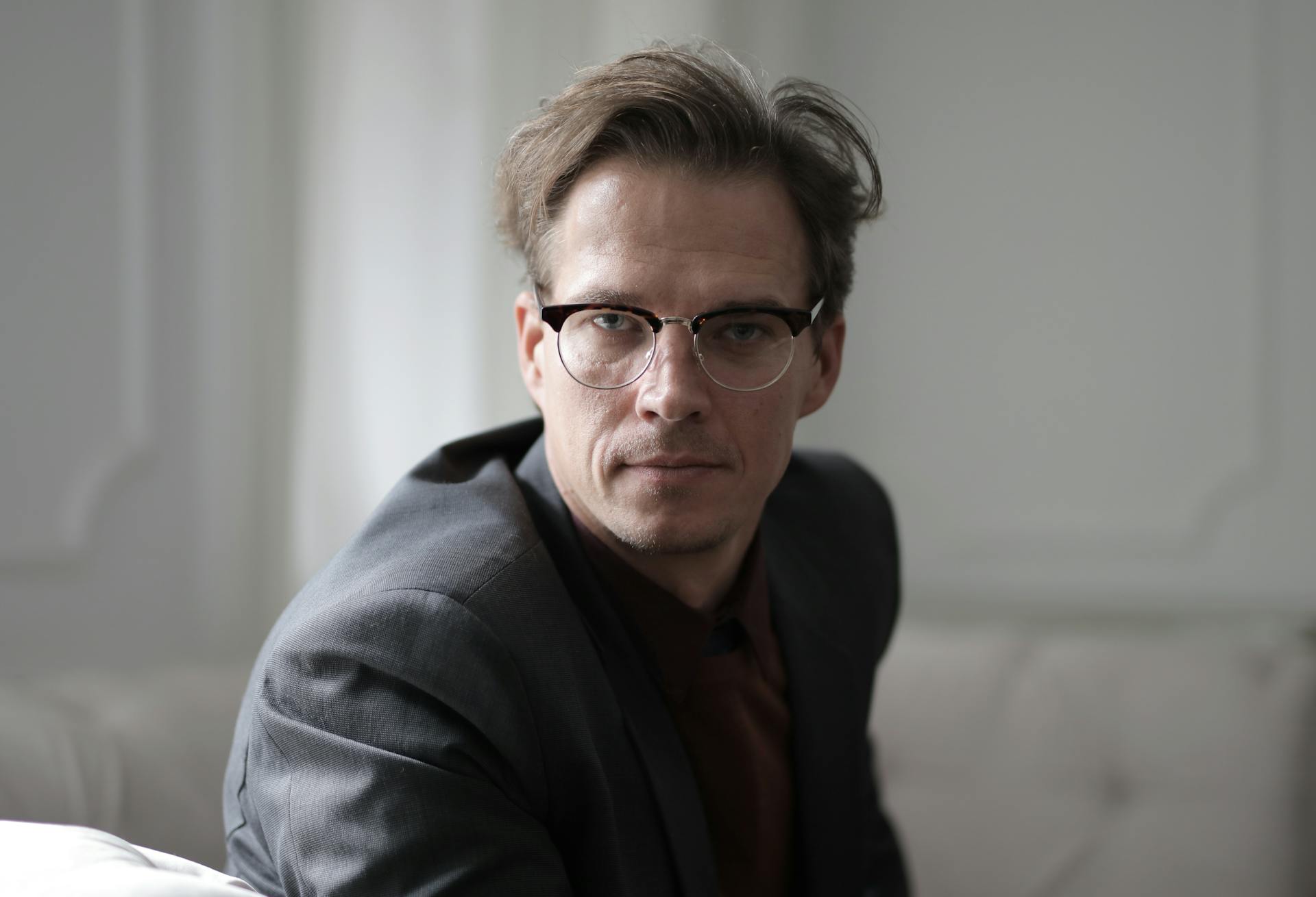 A man in glasses | Source: Pexels