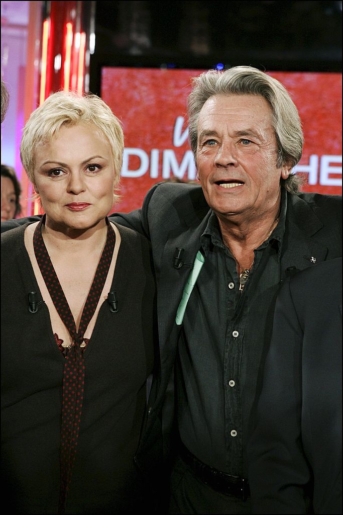 Muriel Robin et Alain Delon. | Photo : Getty Images.