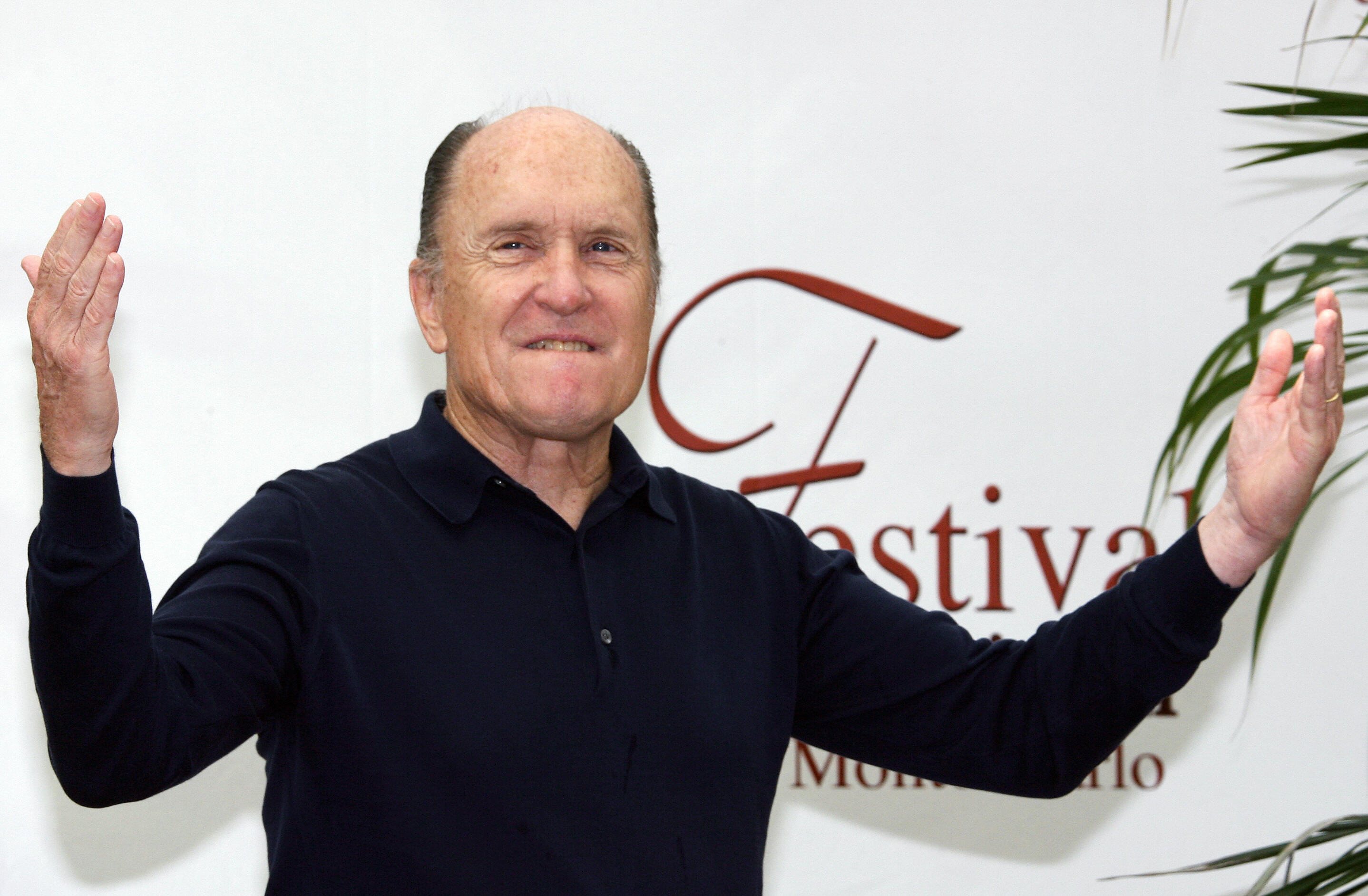 Robert Duvall poses during a photocall for the television series "Broken Trail" at the 47th Monte Carlo Television Festival in Monaco on June 13, 2007 | Source: Getty Image