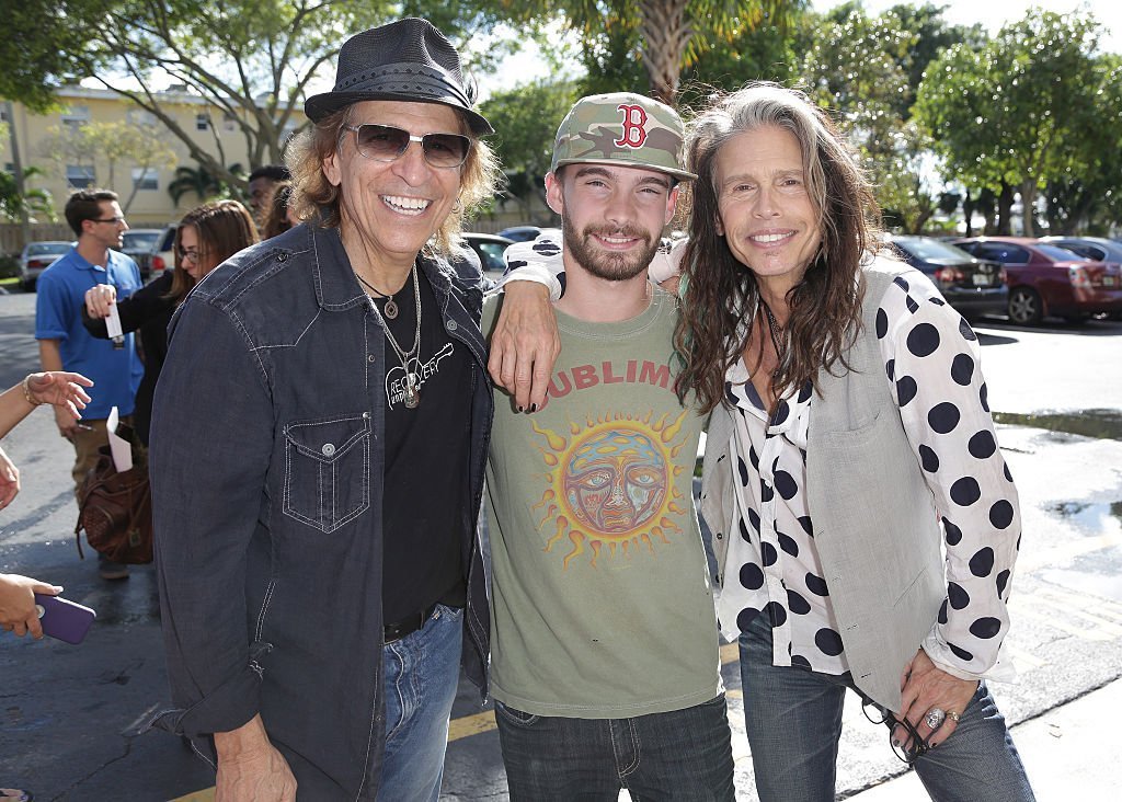 Richie Supa, Taj Monroe Tallarico and Steven Tyler are seen at Recovery Unplugged. | Source: Getty Images