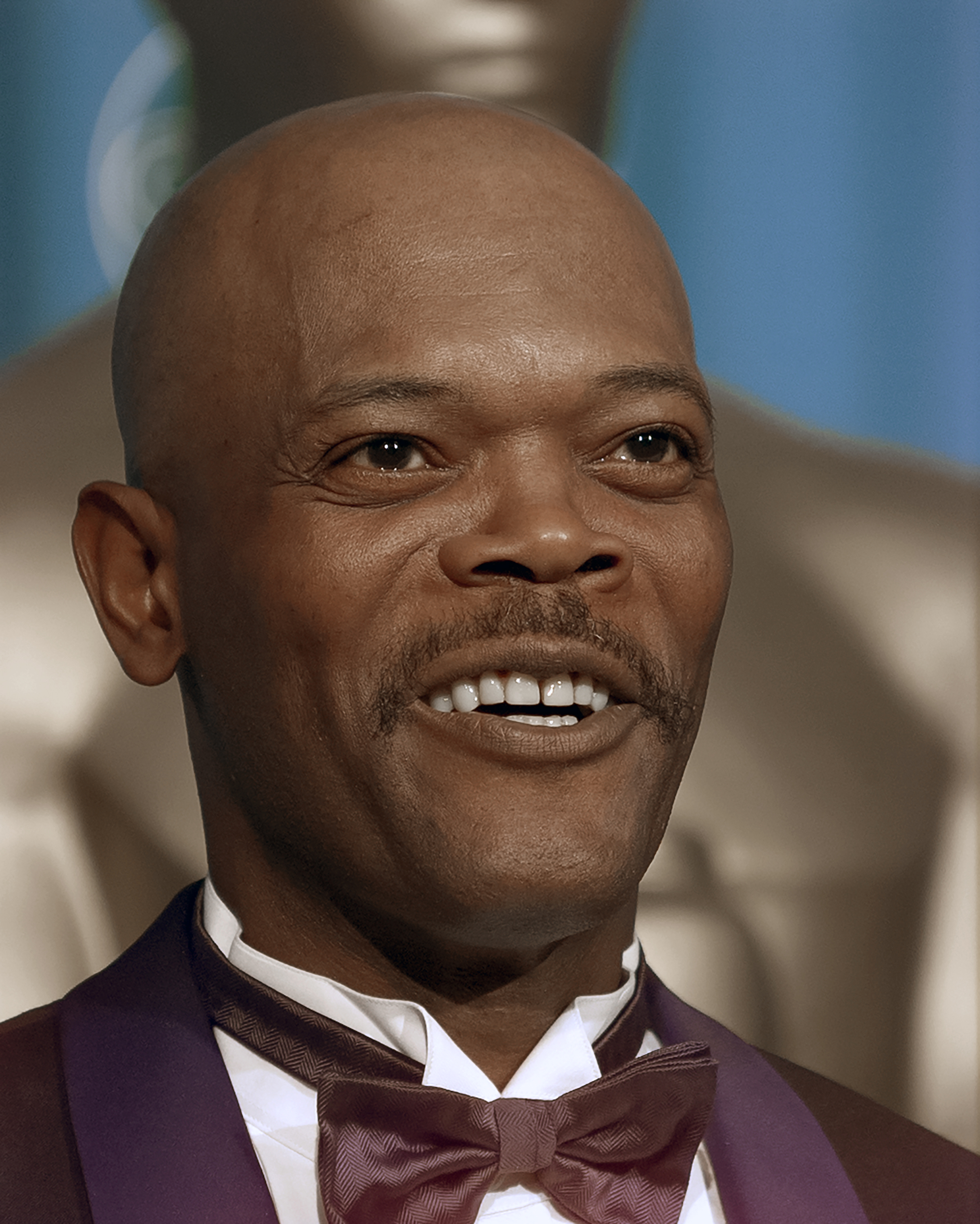 Samuel L Jackson backstage at the Academy Awards, March 23, 1998 in Los Angeles, California| Source: Getty Images