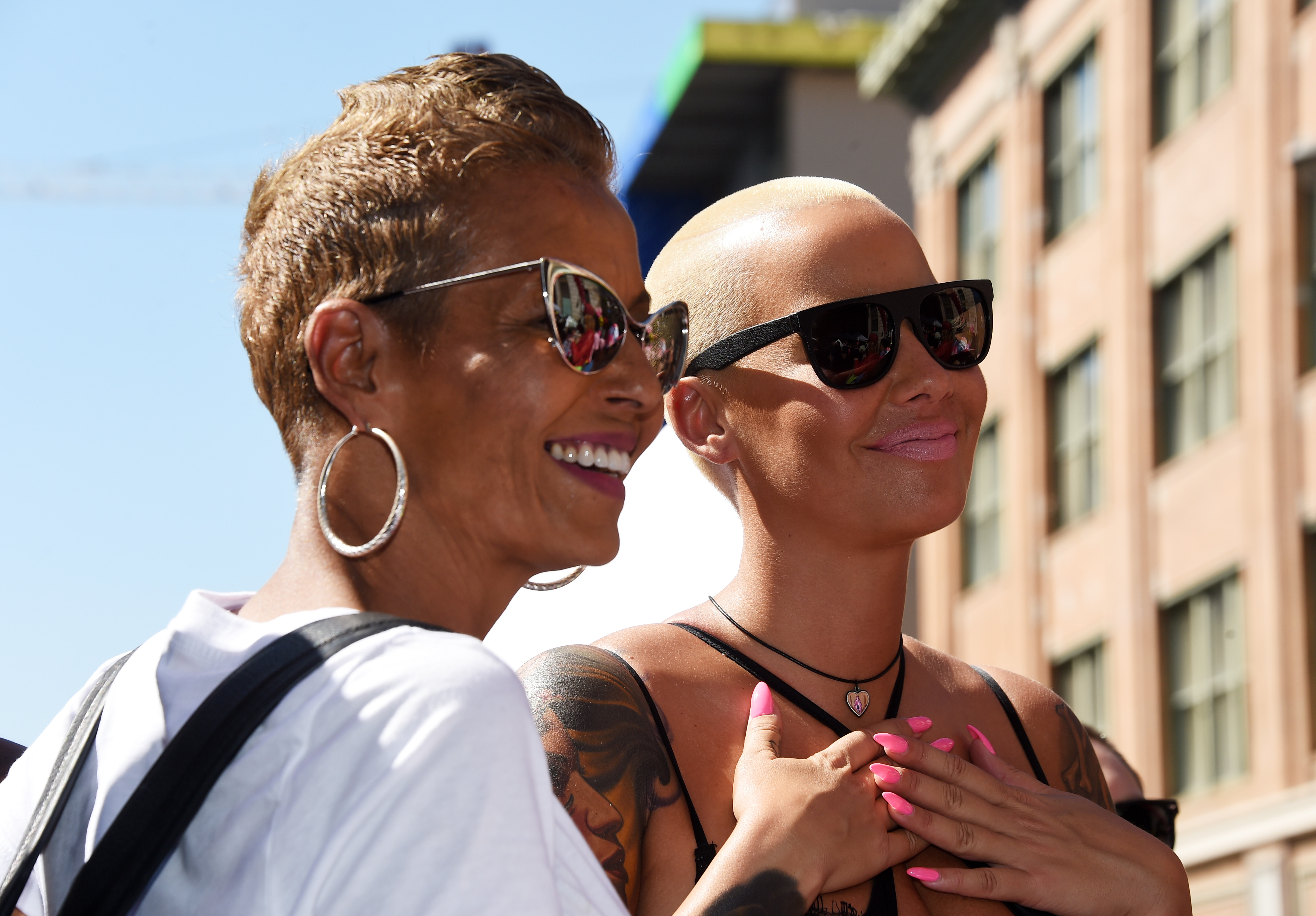 Amber Rose and her mother Dorothy Rose at the Amber Rose SlutWalk in 2015, in Los Angeles, California. | Source: Getty Images