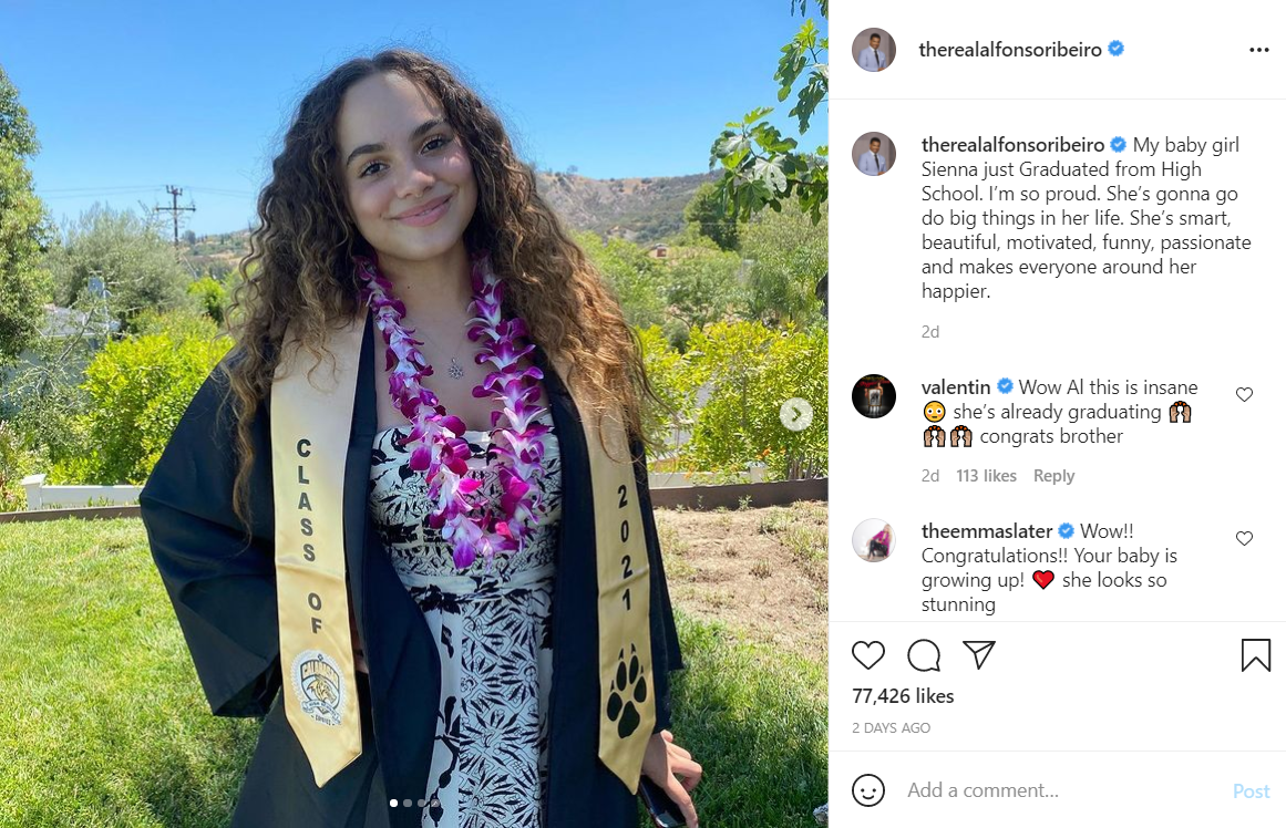 Alfonso Ribeiro shares a picture of his daughter Sienna in tribute to her High school graduation. | Photo: Instagram/therealalfonsoribeiro